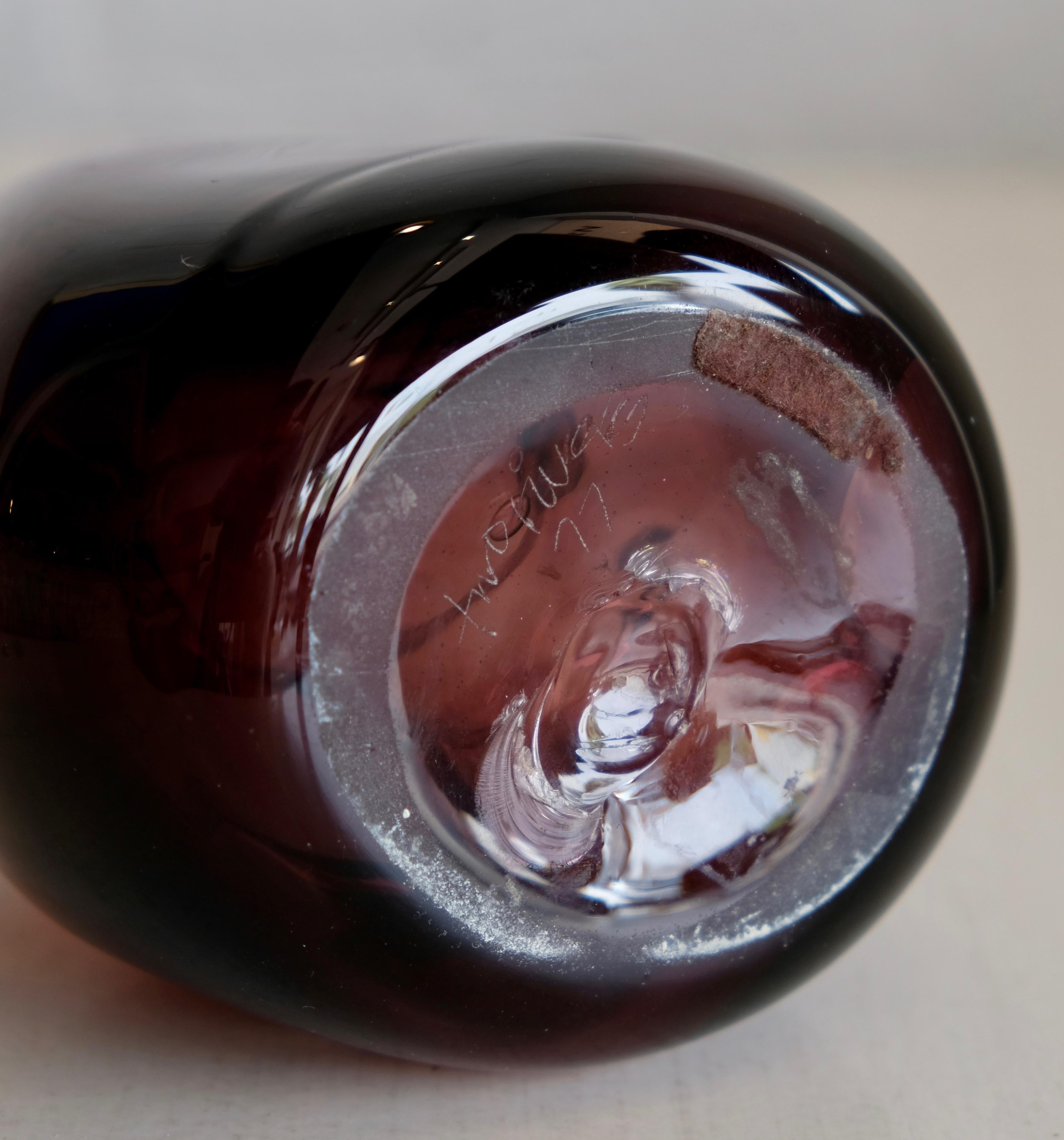 Purple Art Glass Vase by Michael Robinson Signed Two Rivers, 1977 3