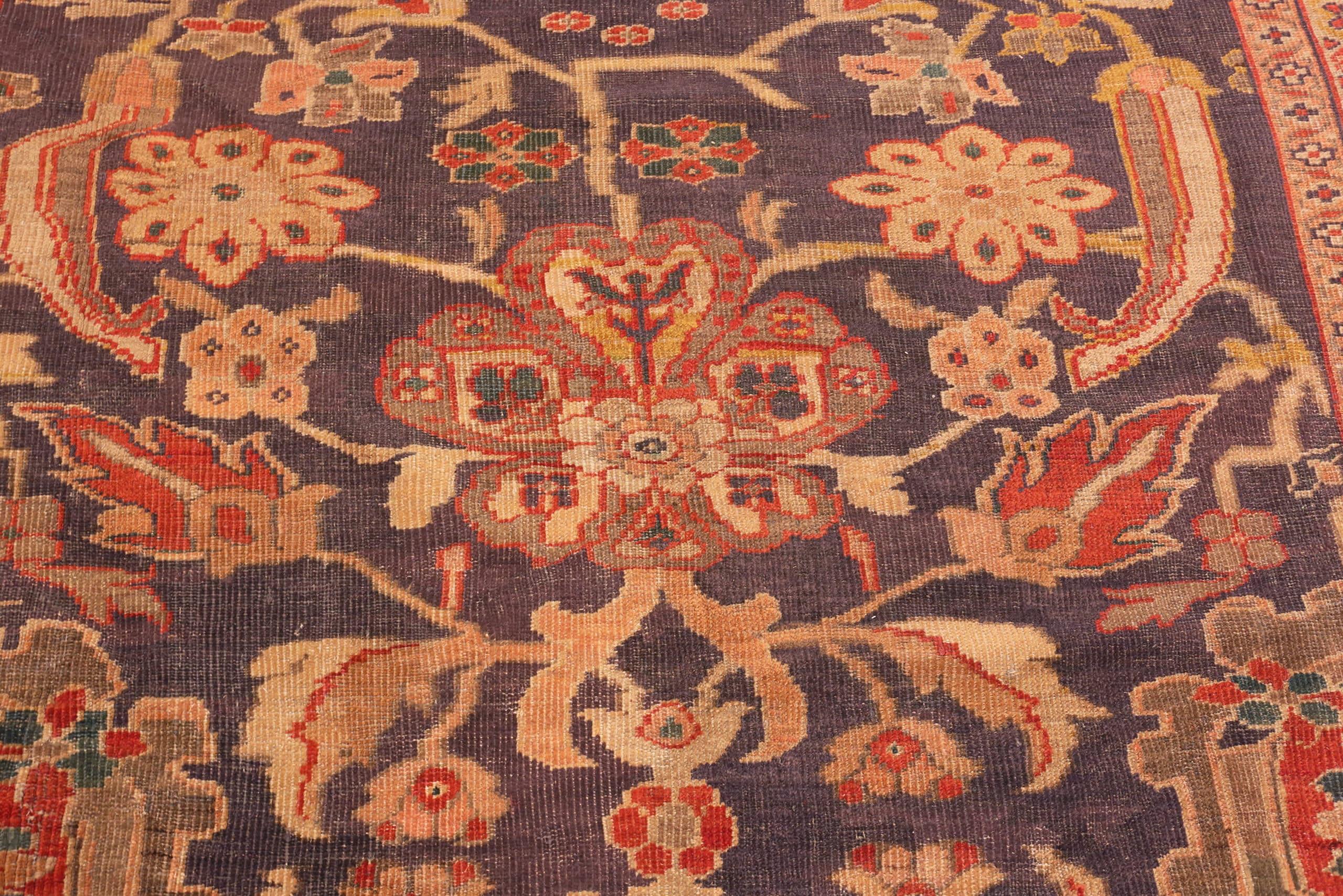 Antique Persian Sultanabad Area Rug. 10 ft 4 in x 14 ft   In Good Condition For Sale In New York, NY