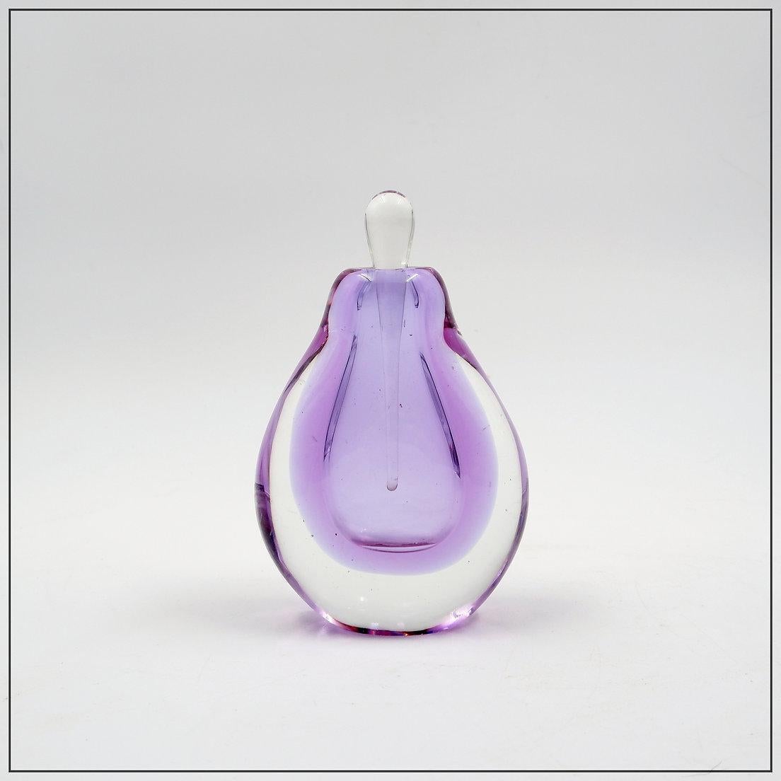 Bottiglia per profumo in vetro soffiato viola 