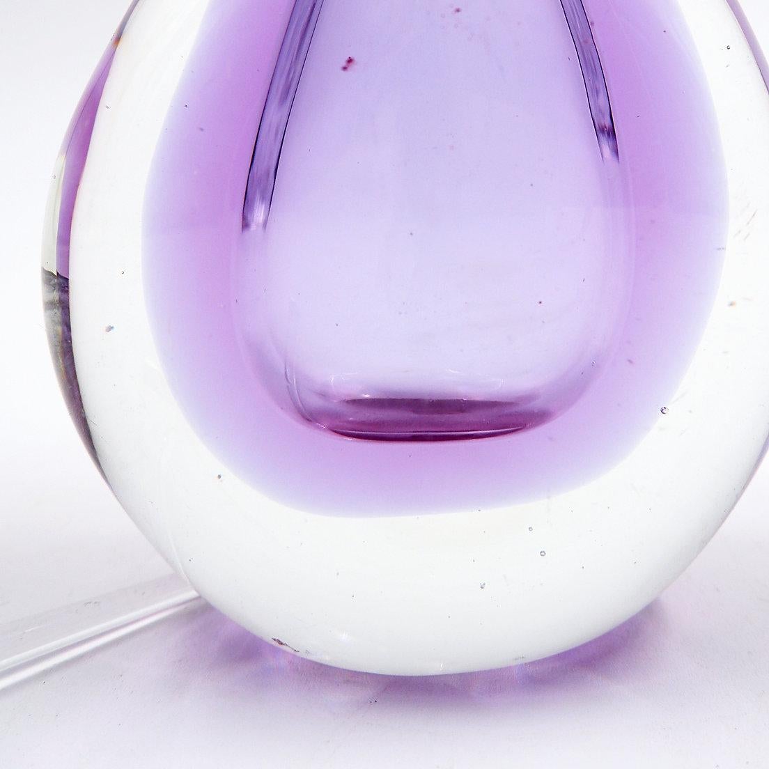 Italiano Bottiglia per profumo in vetro soffiato viola 
