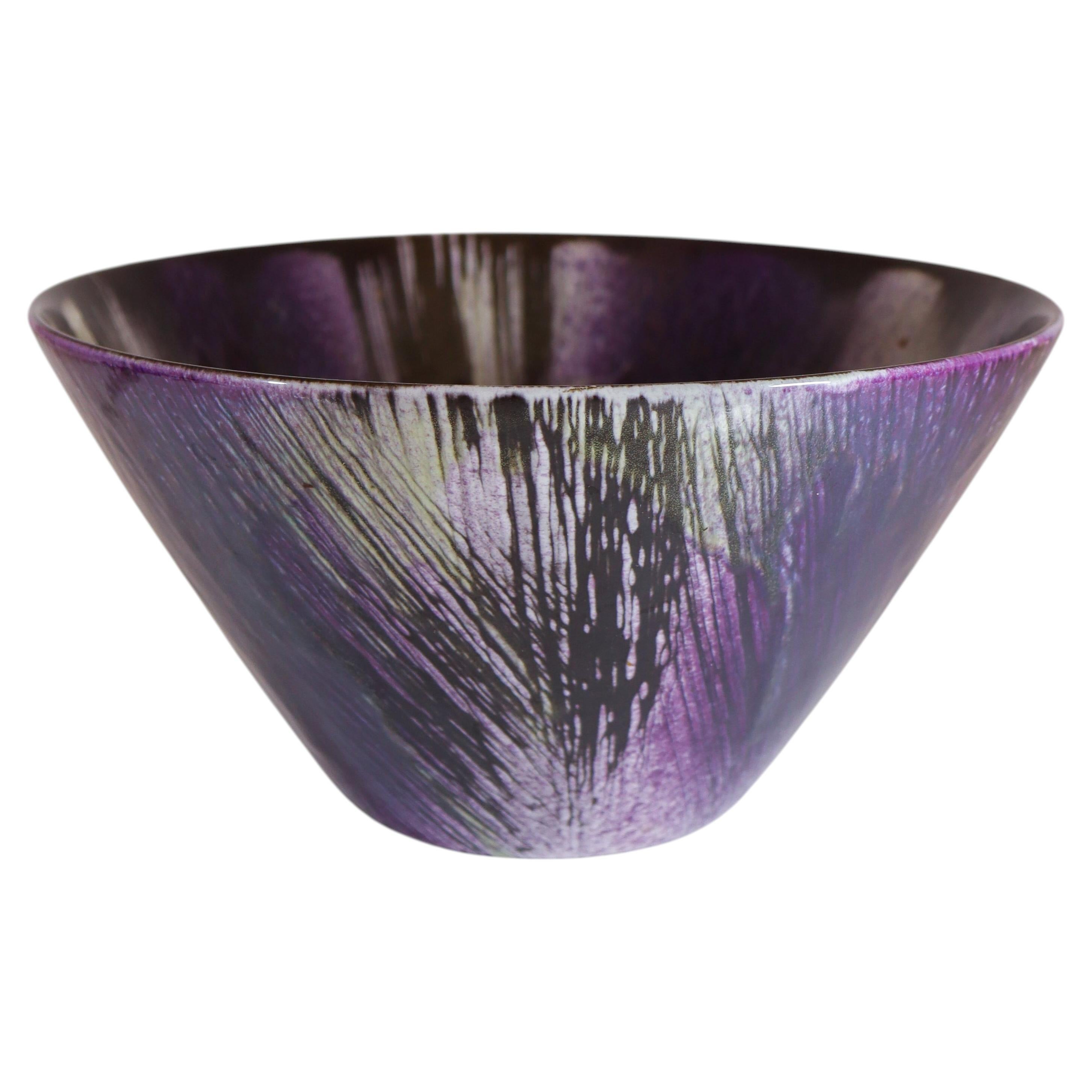 Bol en céramique violette "Kaskad" - Mari Simmulson - Upsala Ekeby en vente