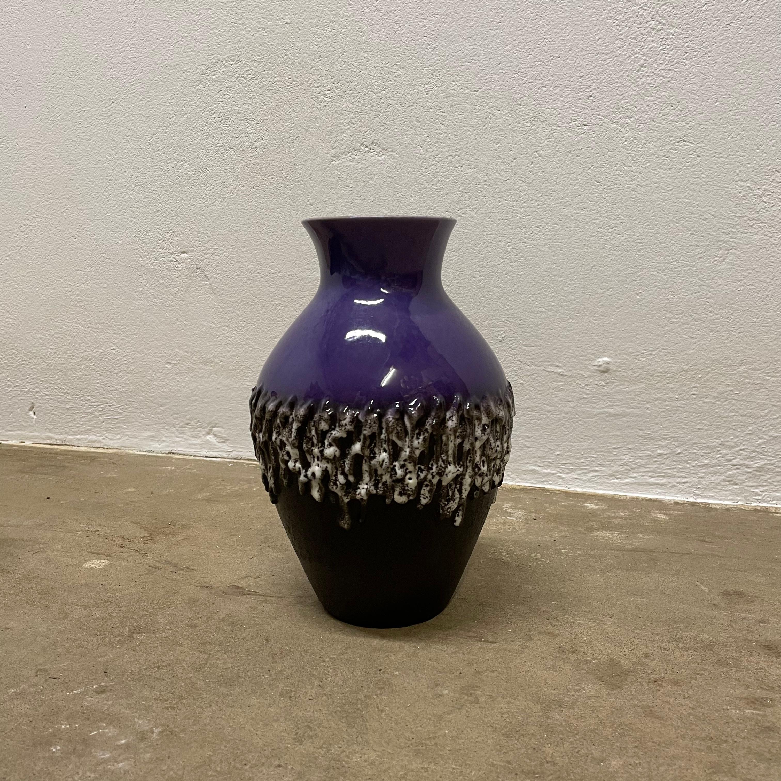 Article:

ceramic pottery vase.


Origin:

Germany.


Producer:

Carstens Tönnieshof, Germany.


Decade:

1970s.


This original vintage pottery object was designed and produced by Cartens Tönnieshof in the 1970s in Germany. It is made of pottery