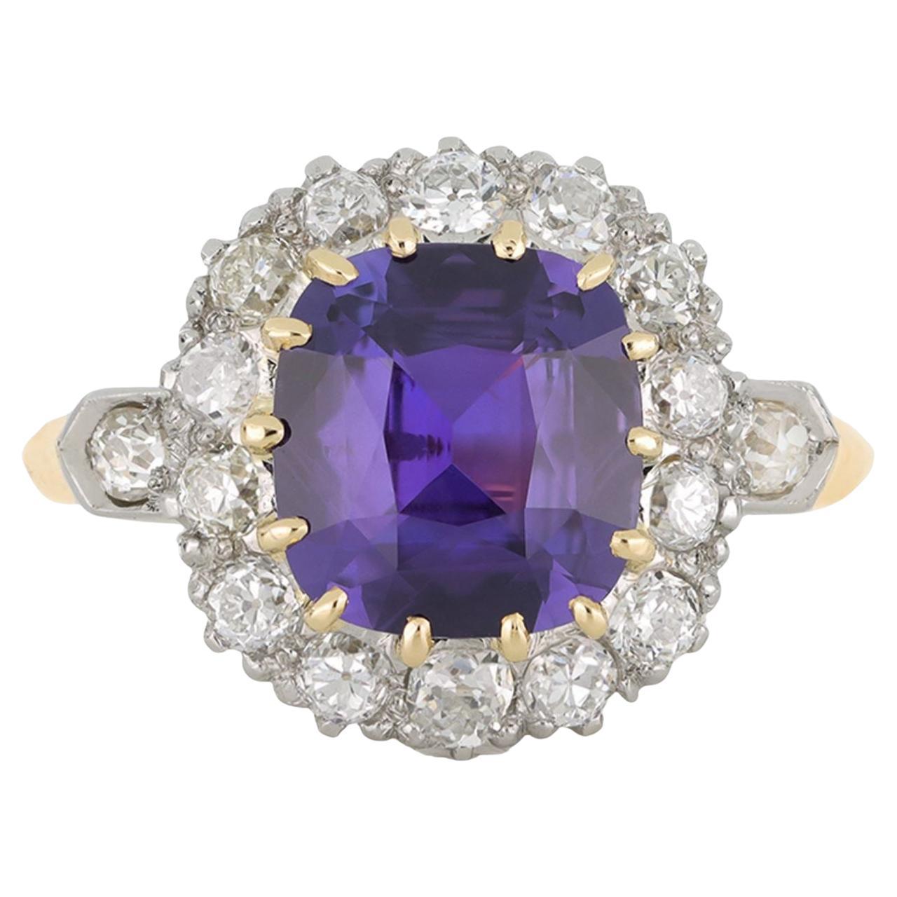 Purpurner Ceylon-Saphir und Diamant-Ring mit Krönchen, um 1910
