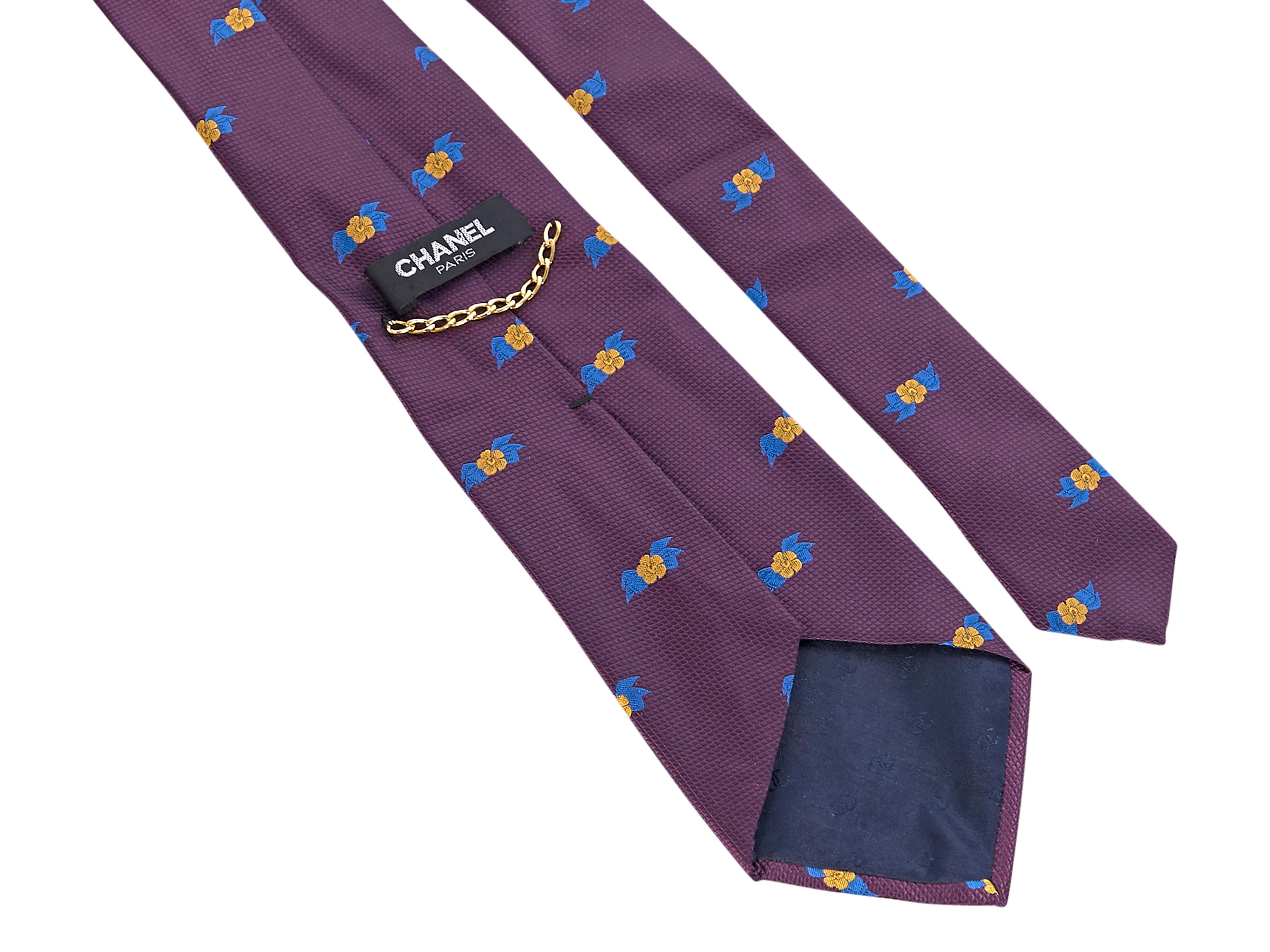 Chanel Purple Silk Patterned Tie In Good Condition In New York, NY