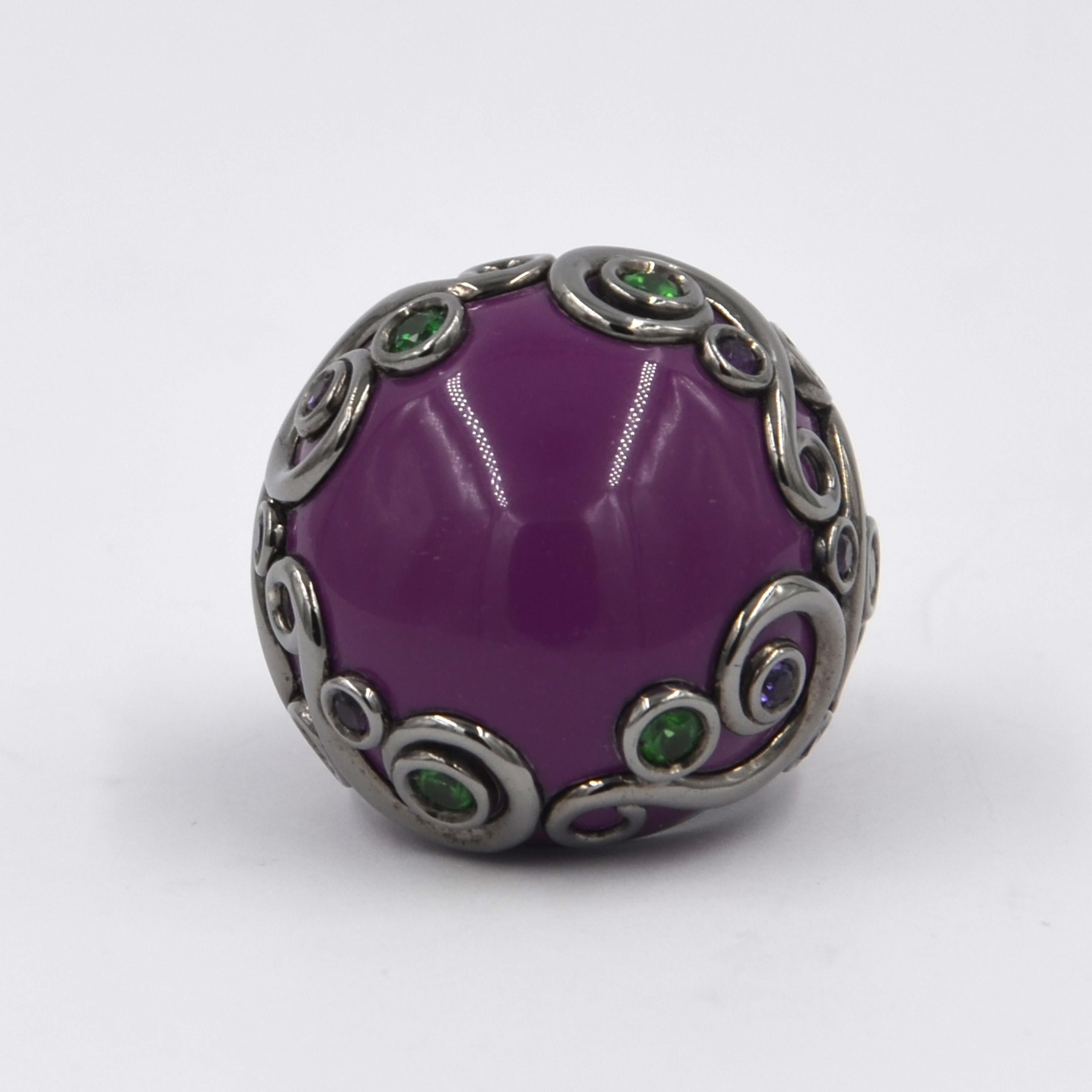 Purple Color Enamel Round Silver Ring with Tzavorite and Peridot For Sale 4