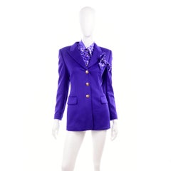 Lila Escada Kaninchenfell-Blazer & Animal Print Seidenbluse & Einstecktuch