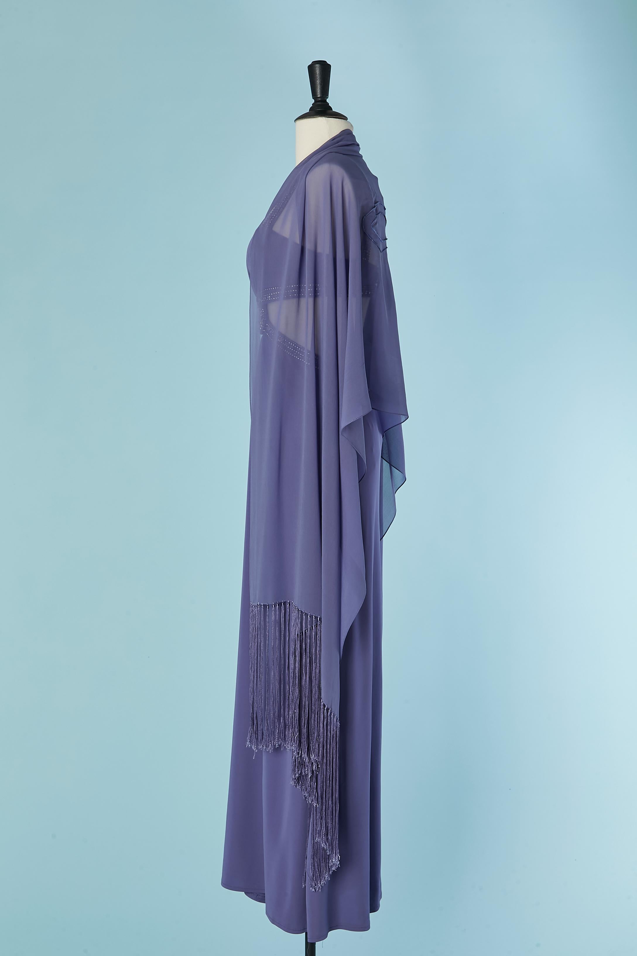 Robe de soirée violette avec châle Gai Mattiolo Pour femmes en vente