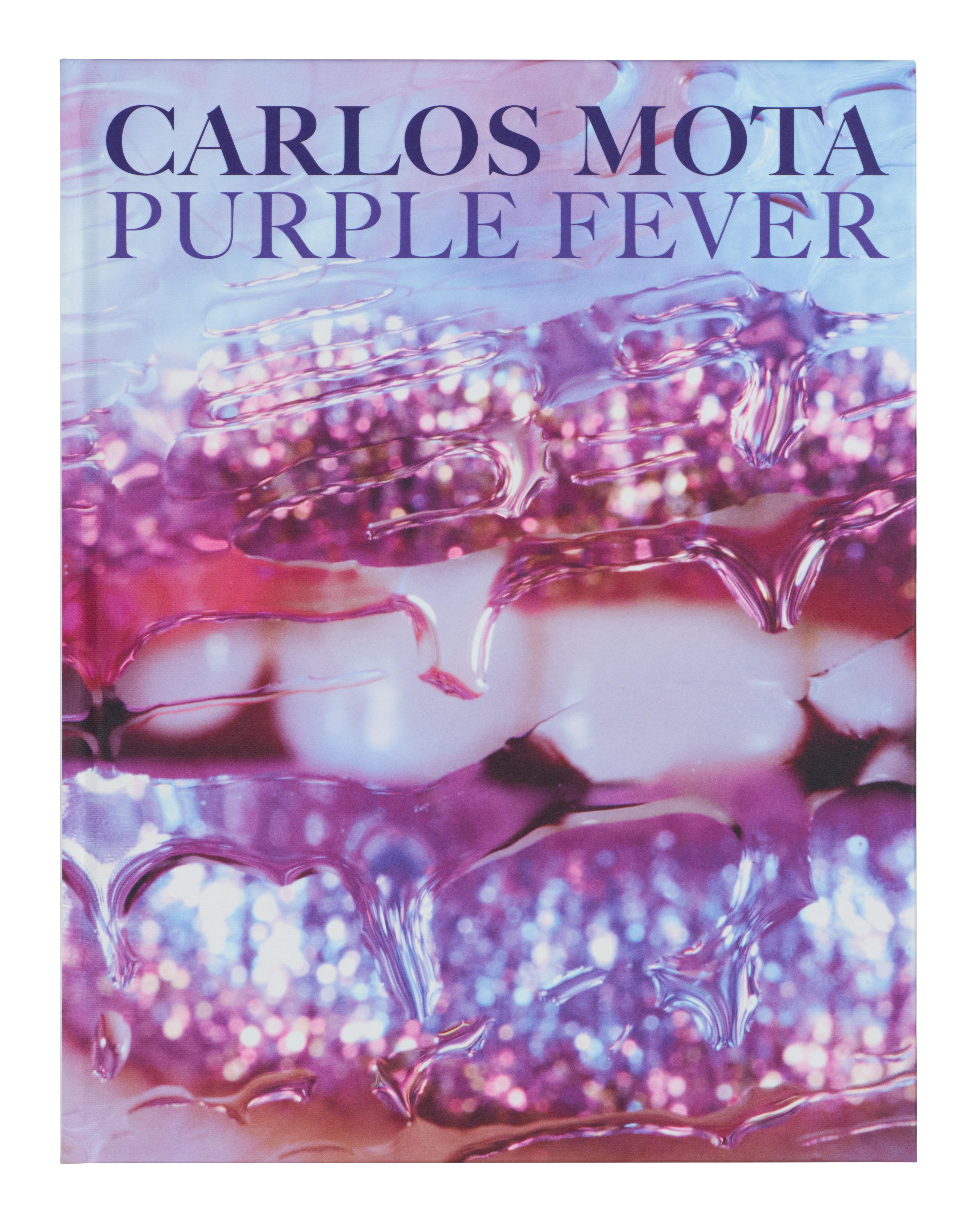 Célébrez le violet dans toutes ses manifestations - dans la nature, l'art, les intérieurs et le design.

Pourpre : la couleur de la royauté, de la créativité, du luxe, de la magie et de la paix. On le retrouve dans la Nature - lavande, prune,