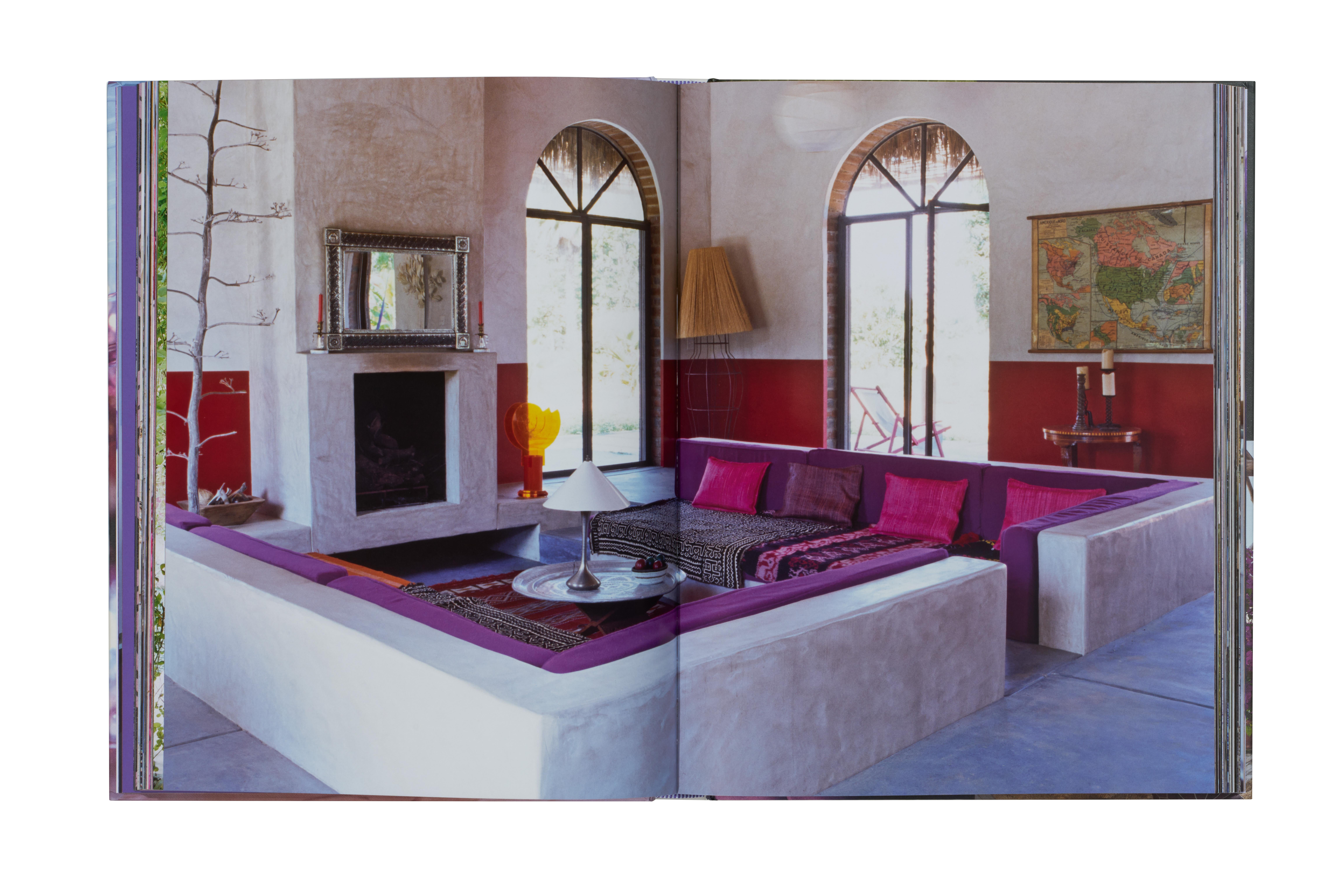 XXIe siècle et contemporain La fièvre pourpre : Carlos Mota en vente