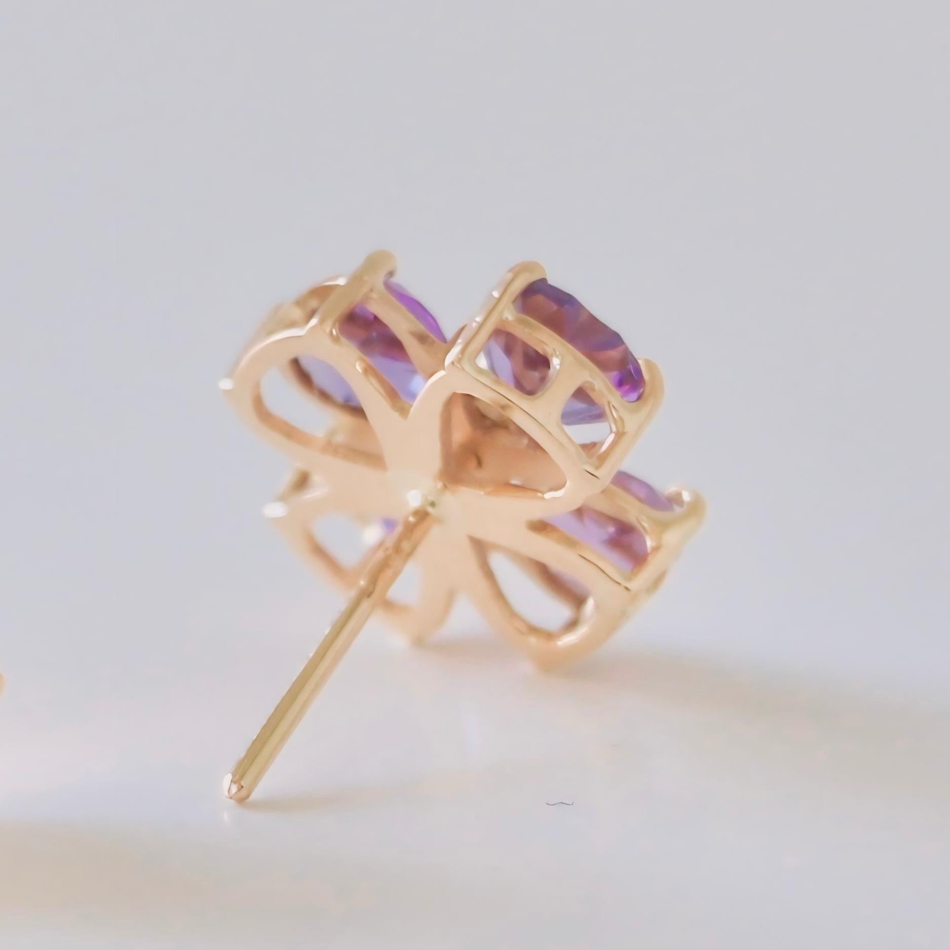 Purple Flower Earrings & Diamond - 18K Solid Gold In New Condition For Sale In Markham, CA