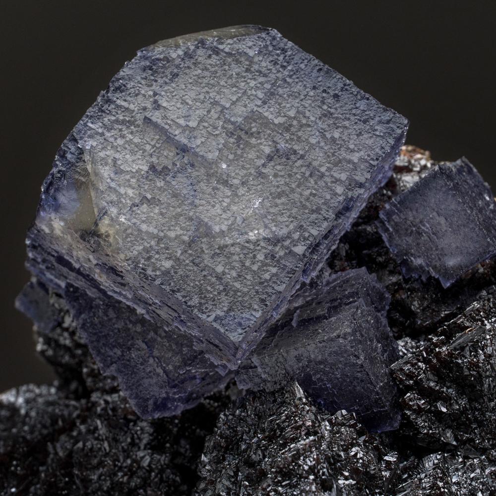 Américain Fluorite pourpre de la mine Elmwoods, Carthage, Smith County, Tennessee (9.5 lbs) en vente