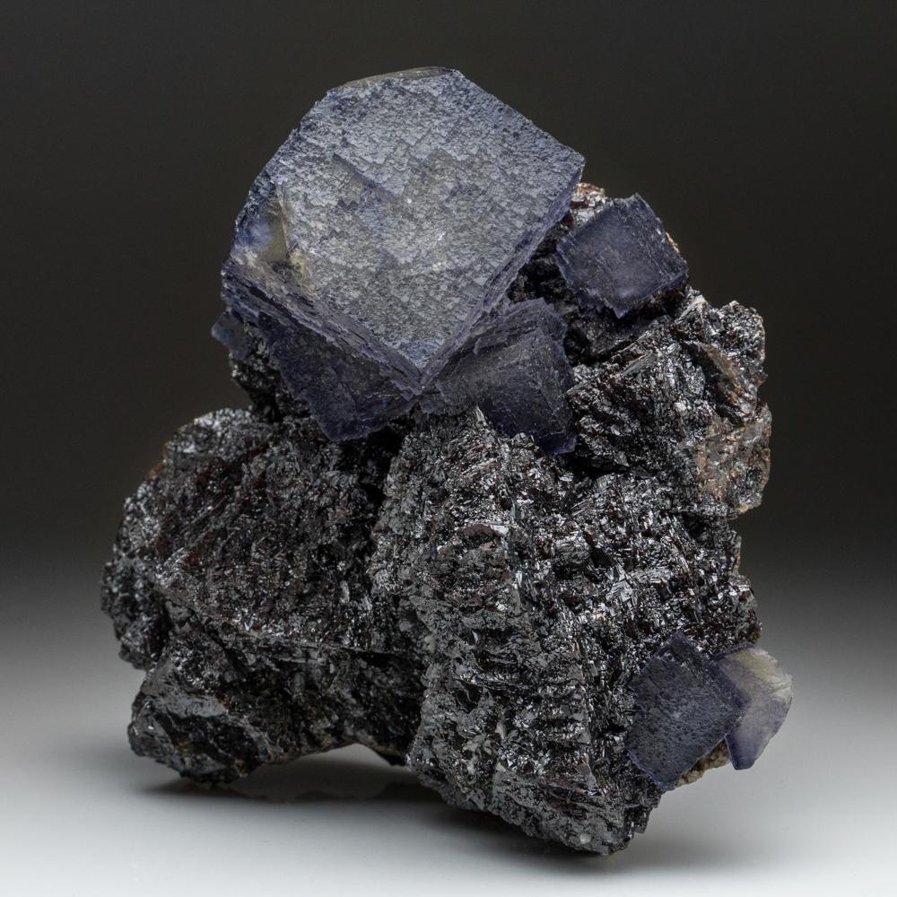 Fluorite pourpre de la mine Elmwoods, Carthage, Smith County, Tennessee (9.5 lbs) en vente 1