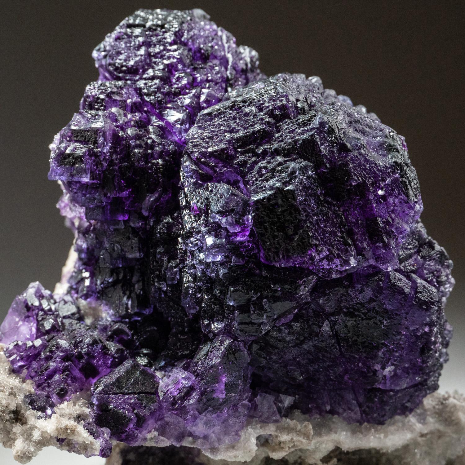 Purple Fluorite from Minggang Mine, Henan Province, China (3.5 lbs) In New Condition For Sale In New York, NY
