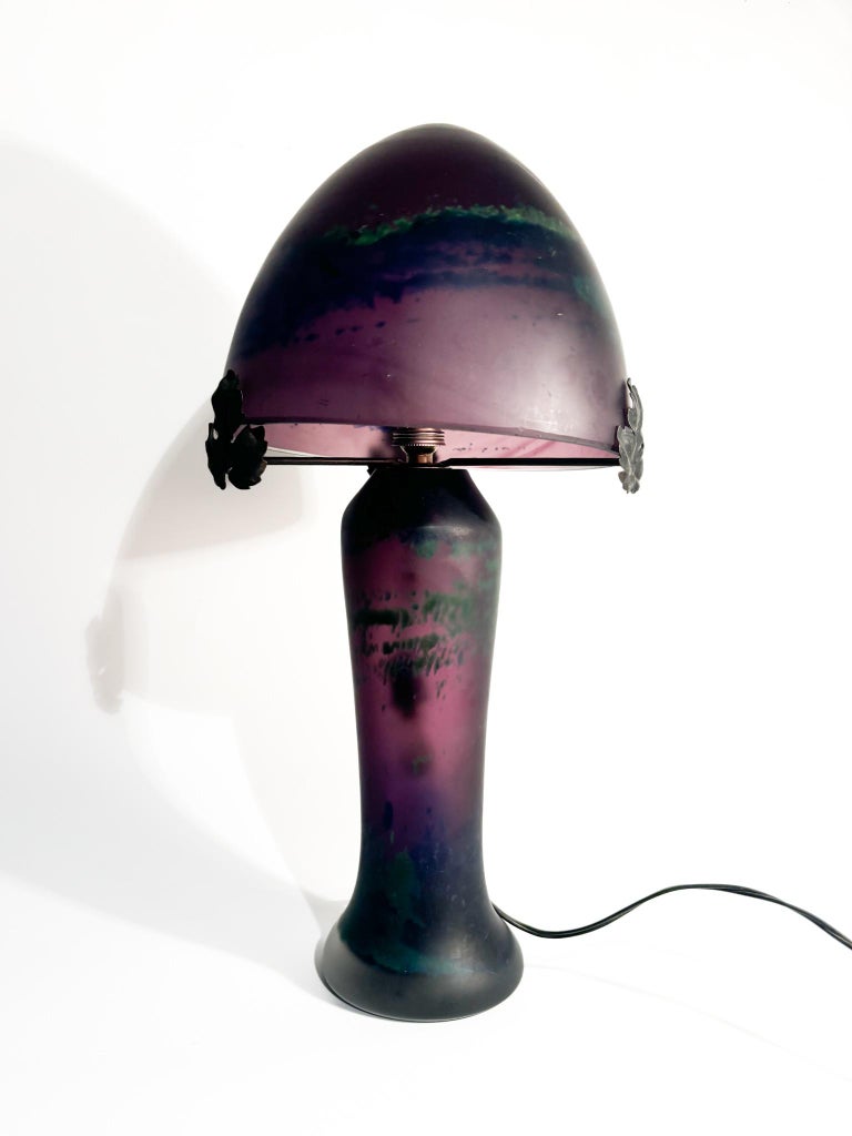Ancienne Lampe Berger en verre mauve pour Parfums