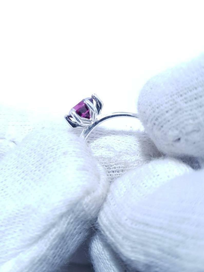 Purple Garnet Solitaire Ring Sterling Silver Ring For Wedding Birthday Gift. For Sale 5
