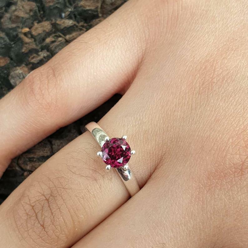 Women's or Men's Purple Garnet Solitaire Ring Sterling Silver Ring For Wedding Birthday Gift. For Sale