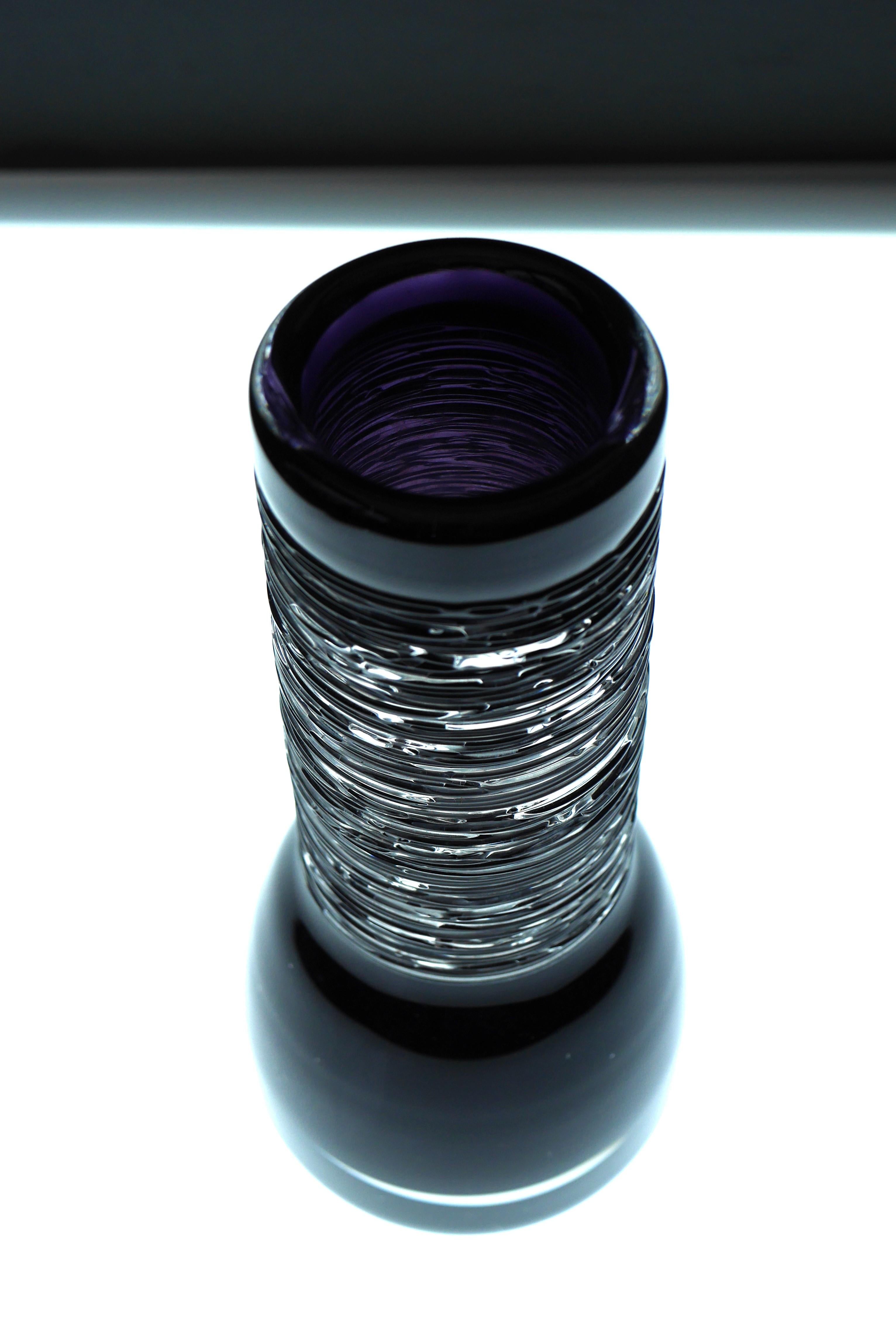 Purple Glass Vase by Bengt Edenfalk for Skruf, Sweden, 1970s, Signed and Dated For Sale 4