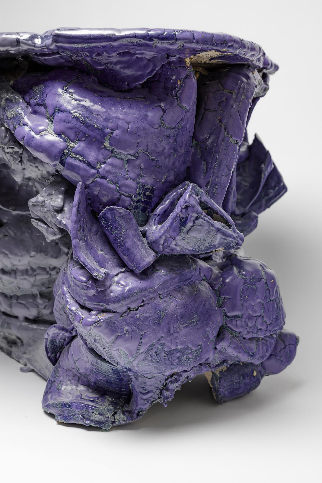 Céramique Table en céramique émaillée violette de Patrick Crulis, 2025. en vente