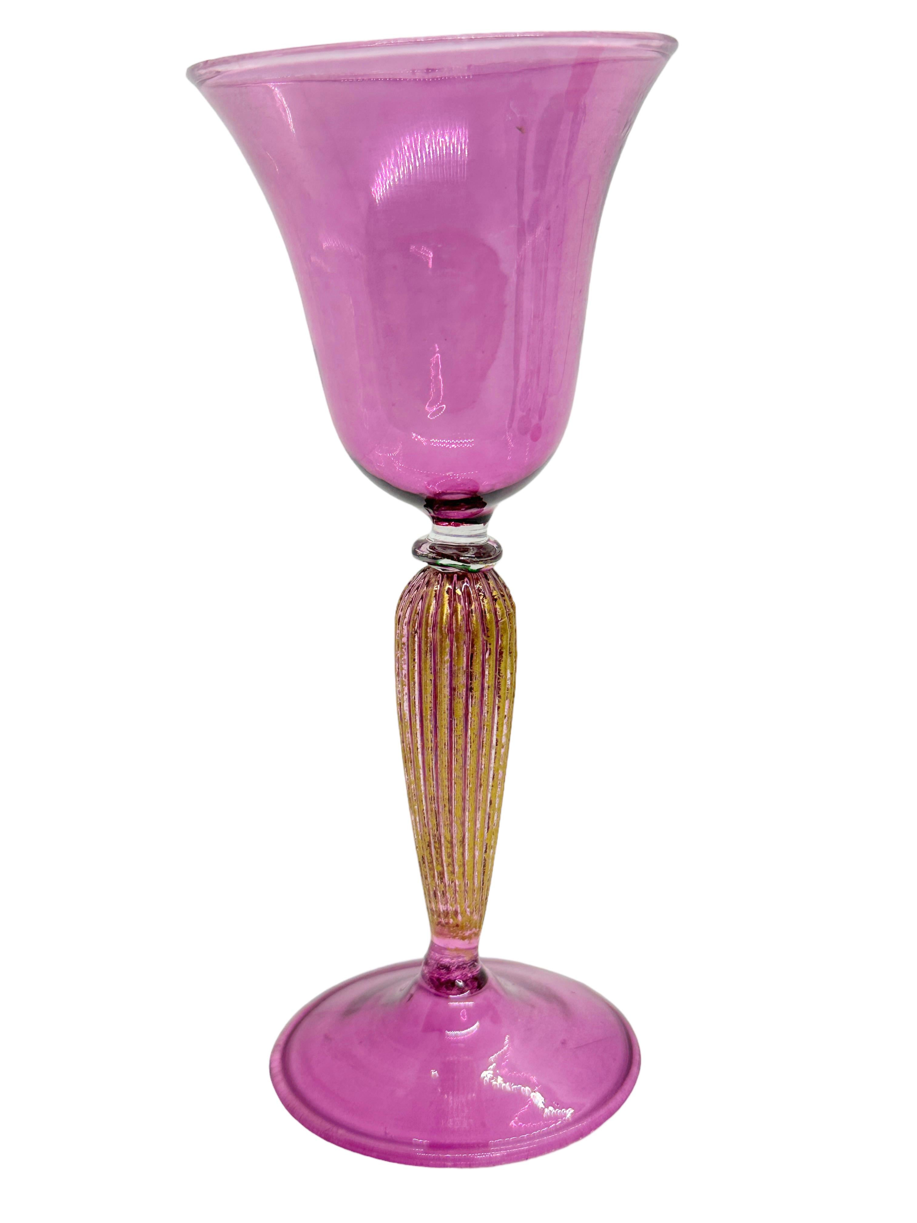 Purple & Gold Stardust Salviati Murano Glass Liqueur Goblet, Vintage Italy  In Good Condition For Sale In Nuernberg, DE