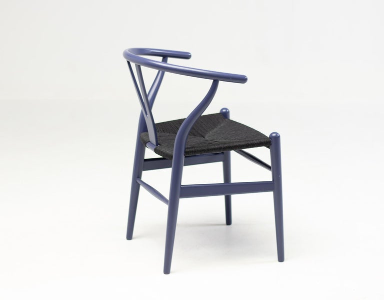 Scandinavian Modern Purple Hans Wegner for Carl Hansen CH24 Wishbone Chair with Black Papercord Seat For Sale