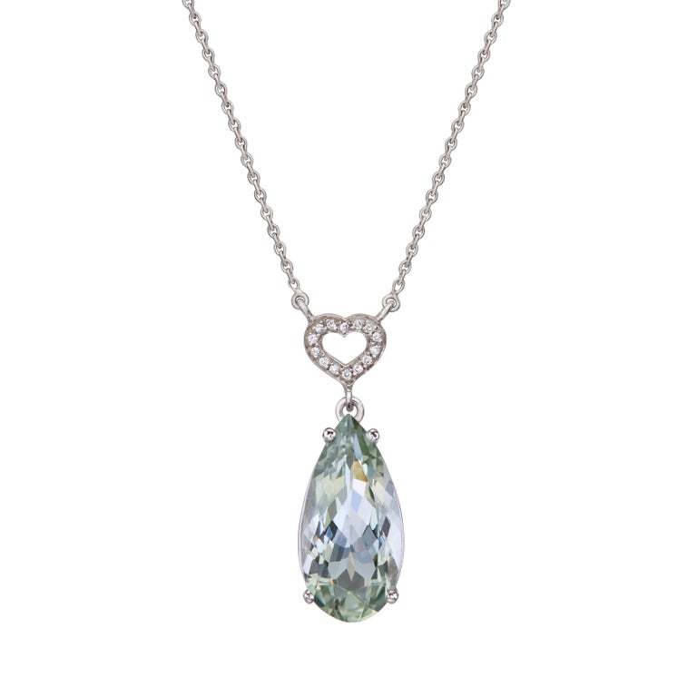 Purple Heart Pendant Necklace in 18kt White Gold with Diamonds and