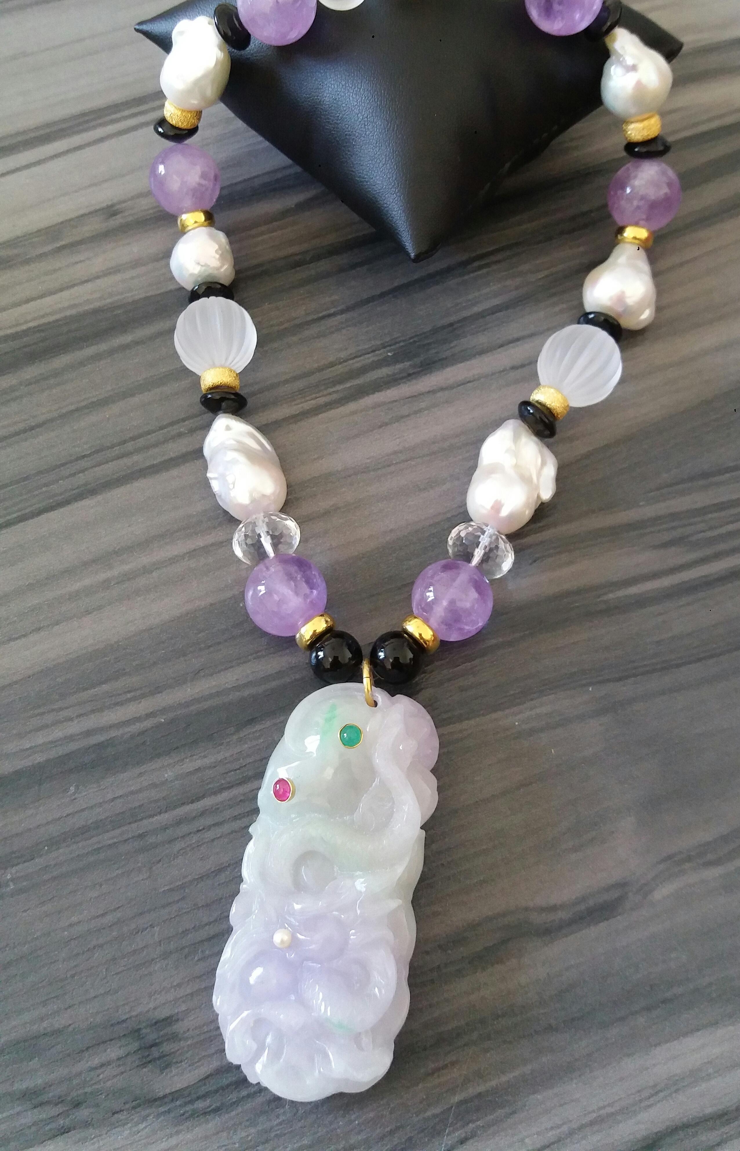 Purple Jade Amethyst Pearls Quartz Black Onyx Rubies Emeralds Gold Necklaces For Sale 5