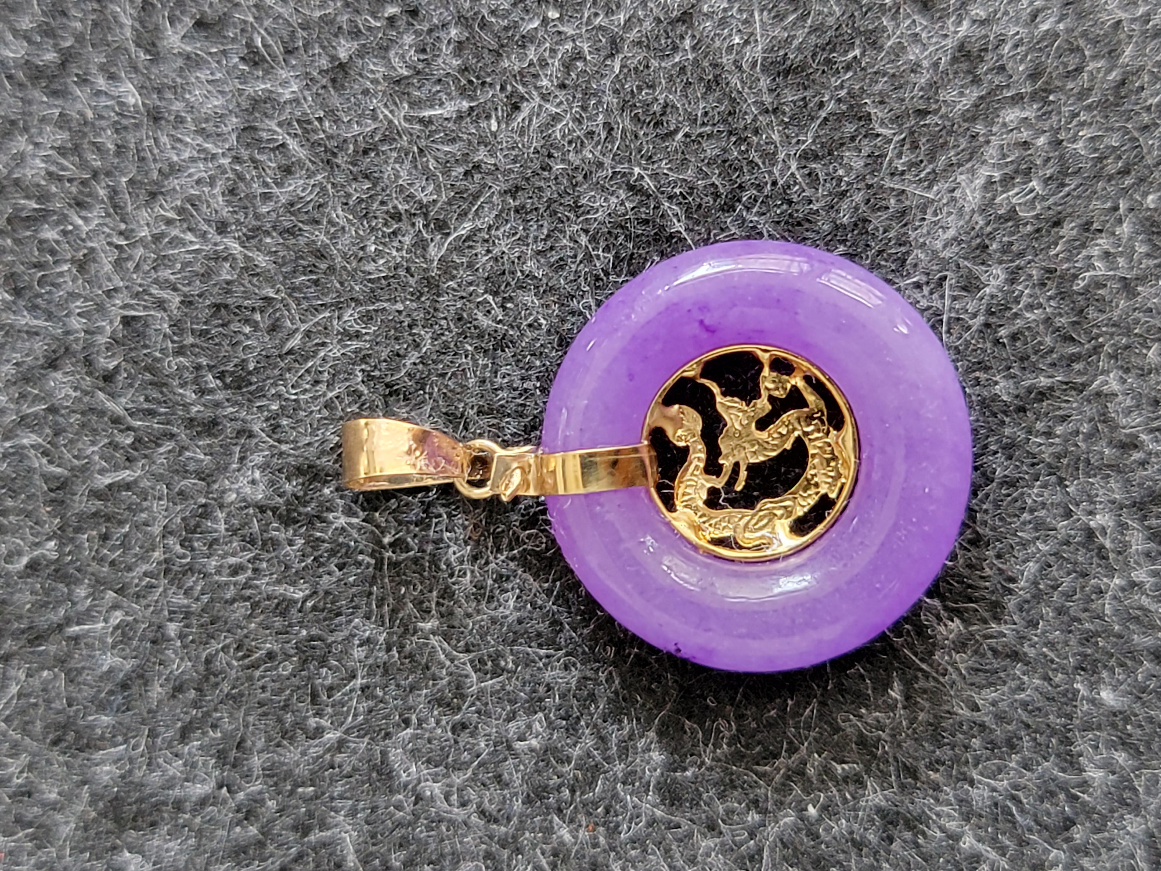 Cabochon Purple Jade Dragon Donut Pendant Lantau Zhong with 14K Yellow Gold For Sale