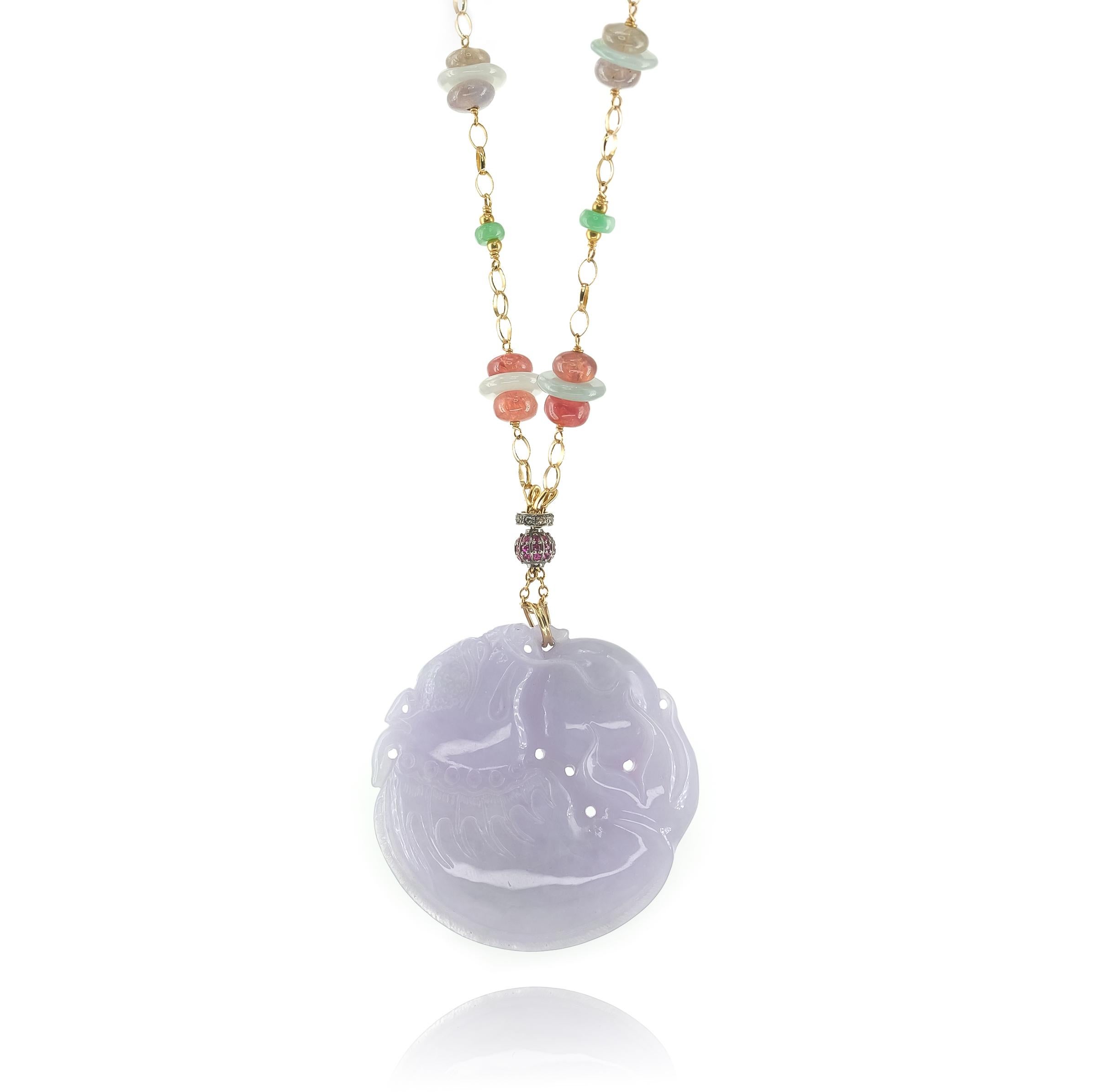 De las mujeres Jade Jadiete Morado 319,37 cts en YG Colgante c 90 cts Zafiros Grises/ Informe GIA en venta