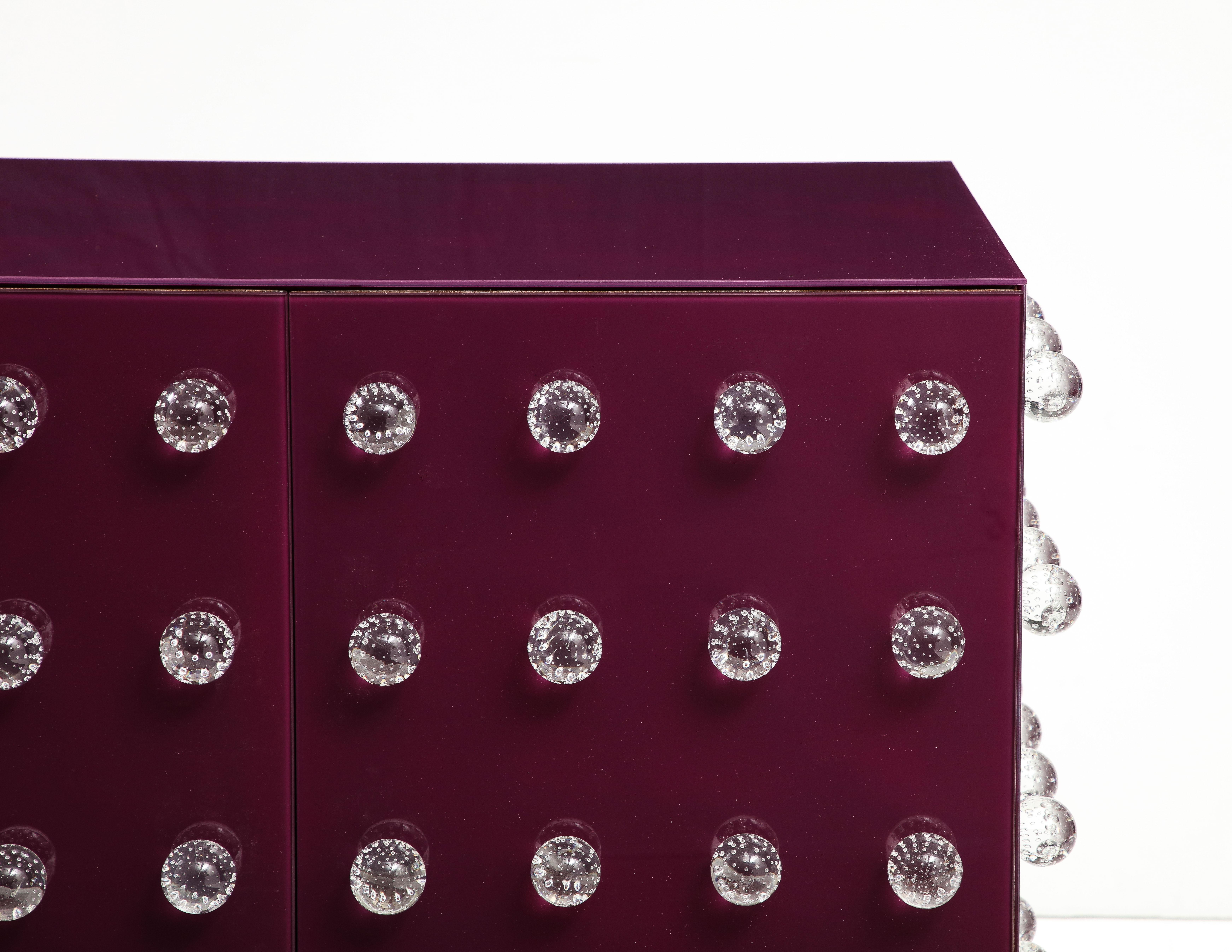 Gabinete de cocina púrpura en cristal de Murano Hecho en Italia Justfurnituress Diseñador en Nuevo estado para la venta en Guazzora, IT