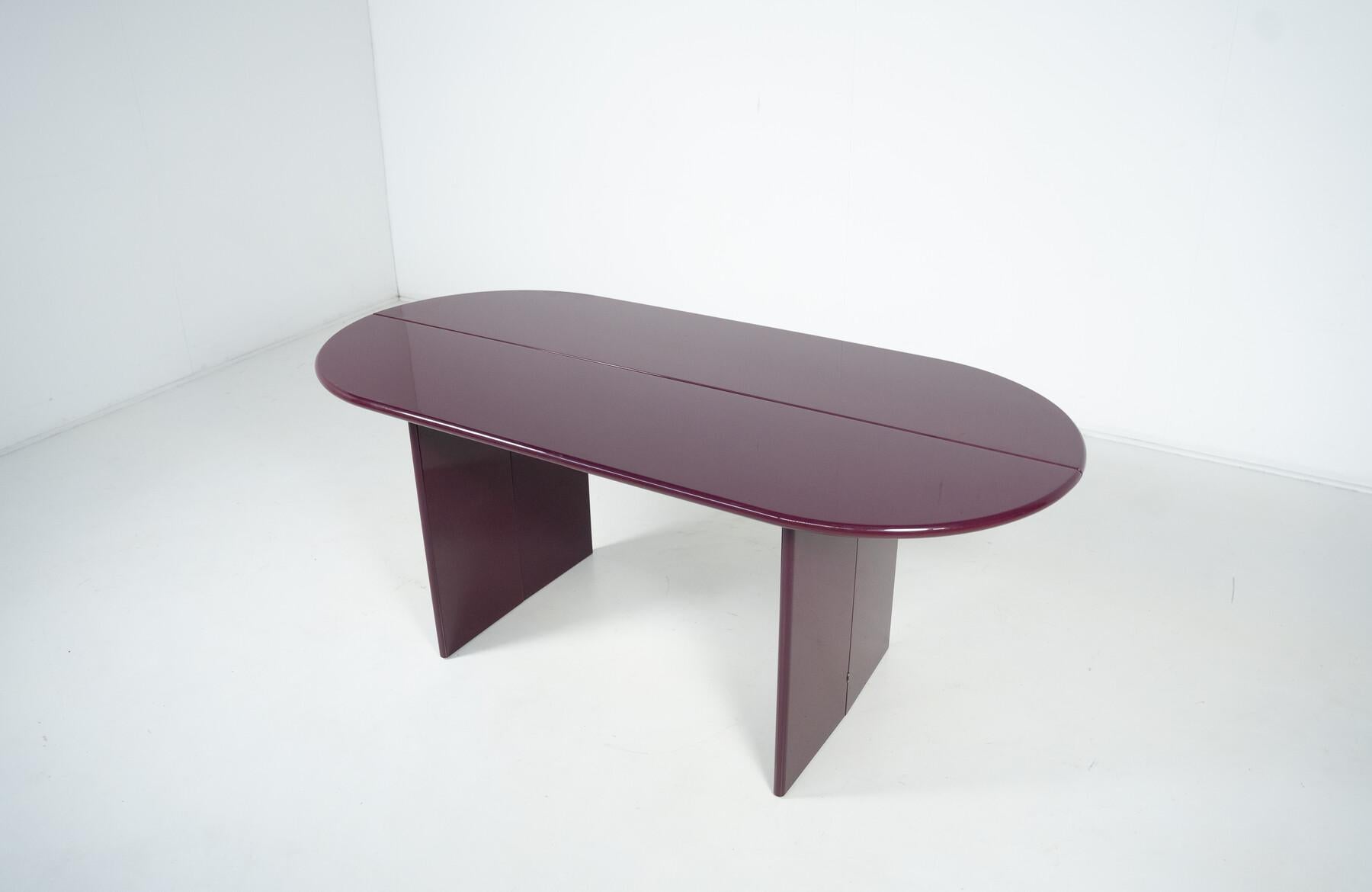Lila lackiertes Wood Wood  Konsole 