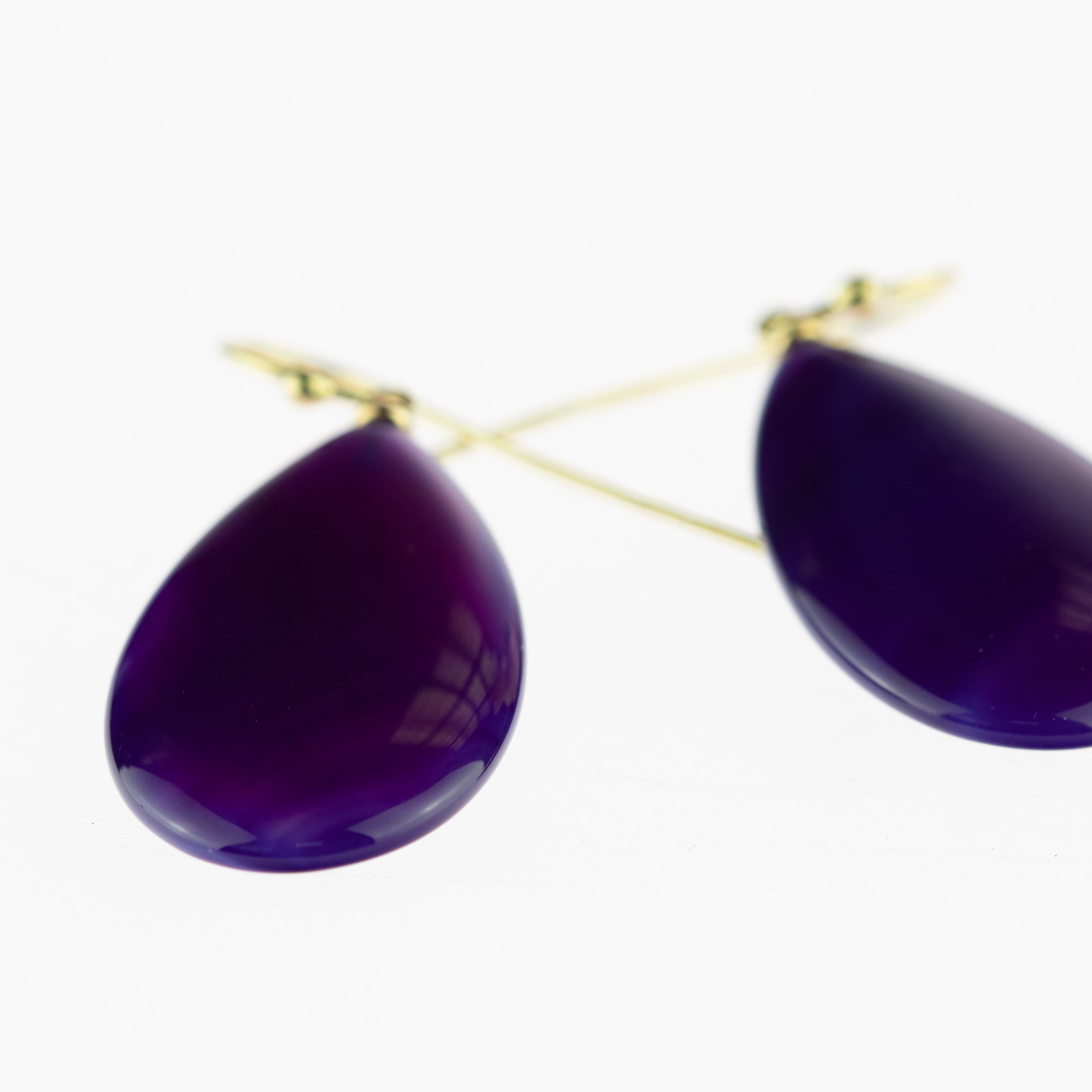 Briolette Cut Purple Liliac Agate 18 Karat Yellow Gold Briolette Tear Drop Hook Long Earrings For Sale