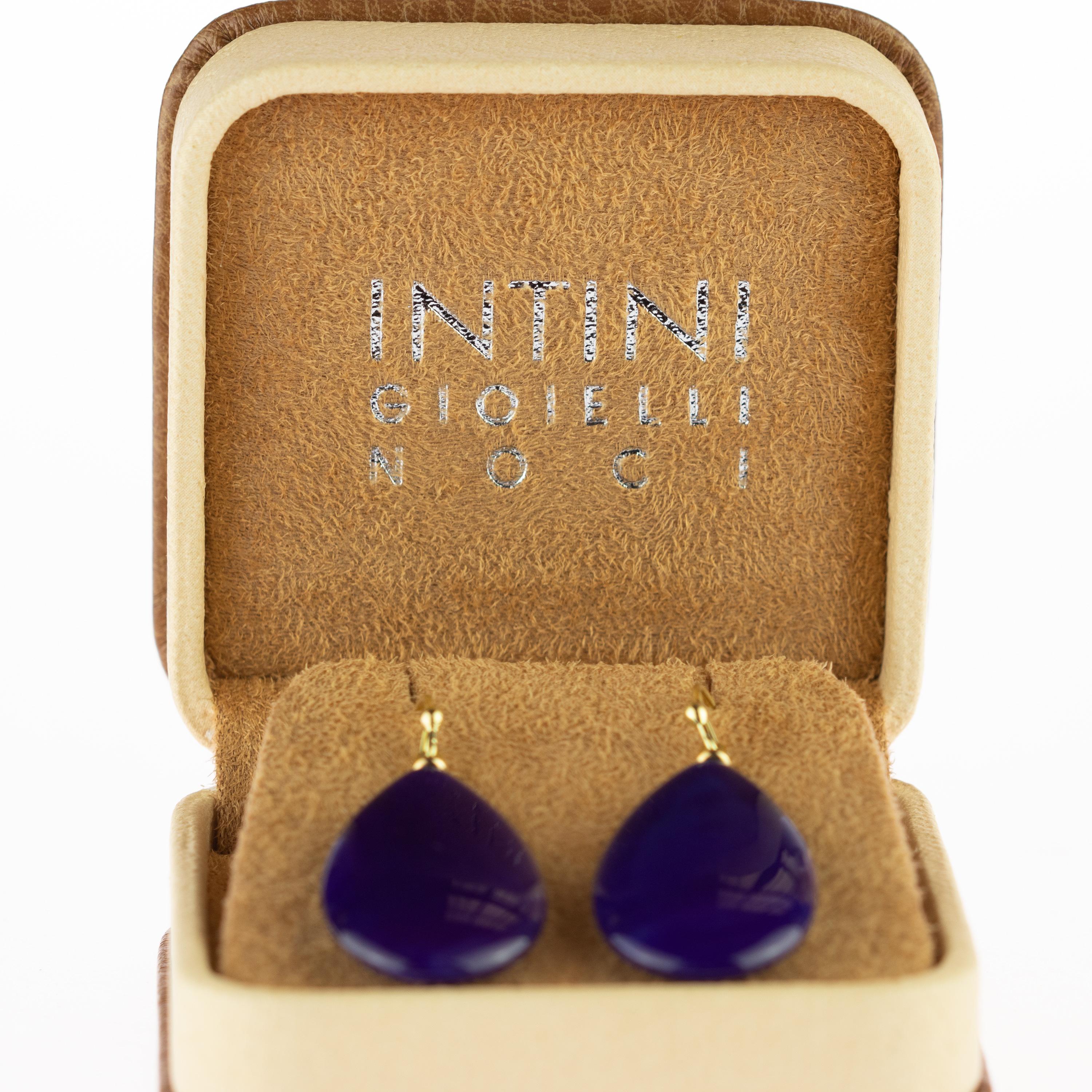 Purple Liliac Agate 18 Karat Yellow Gold Briolette Tear Drop Hook Long Earrings In New Condition For Sale In Milano, IT