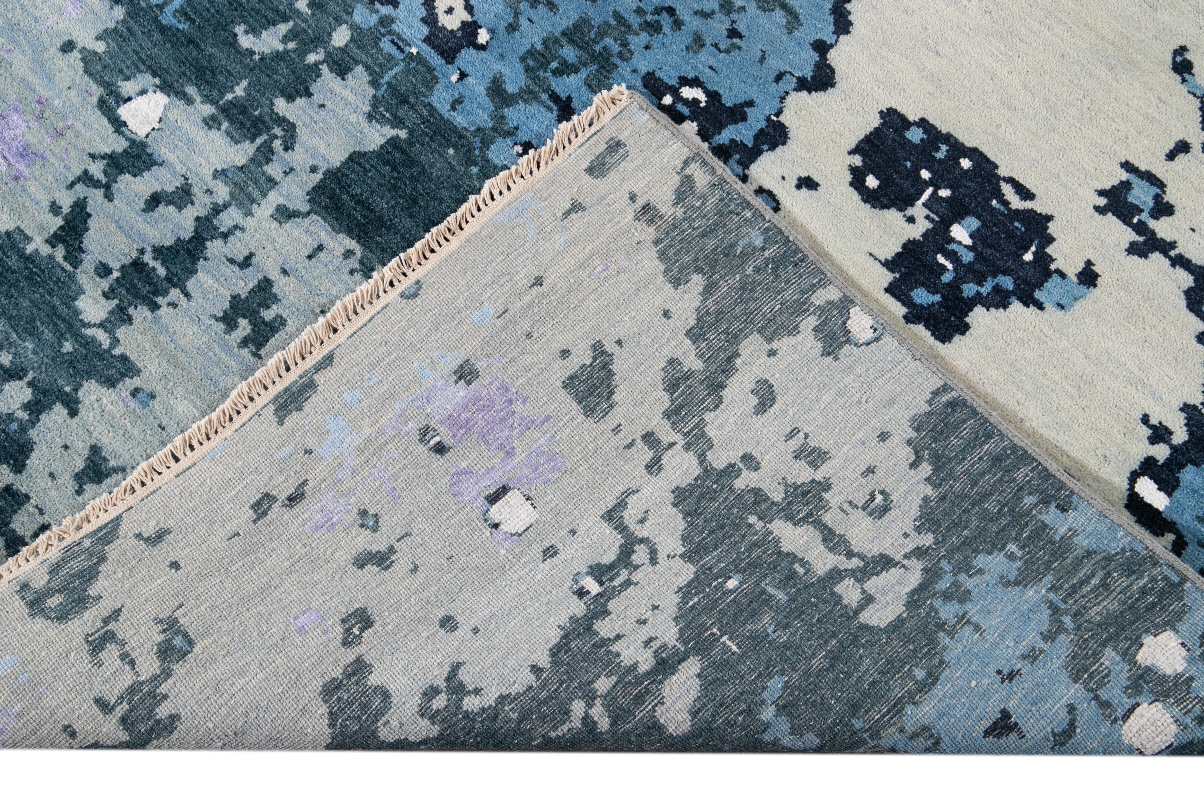 Tapis moderne abstrait violet en laine et soie en vente 2
