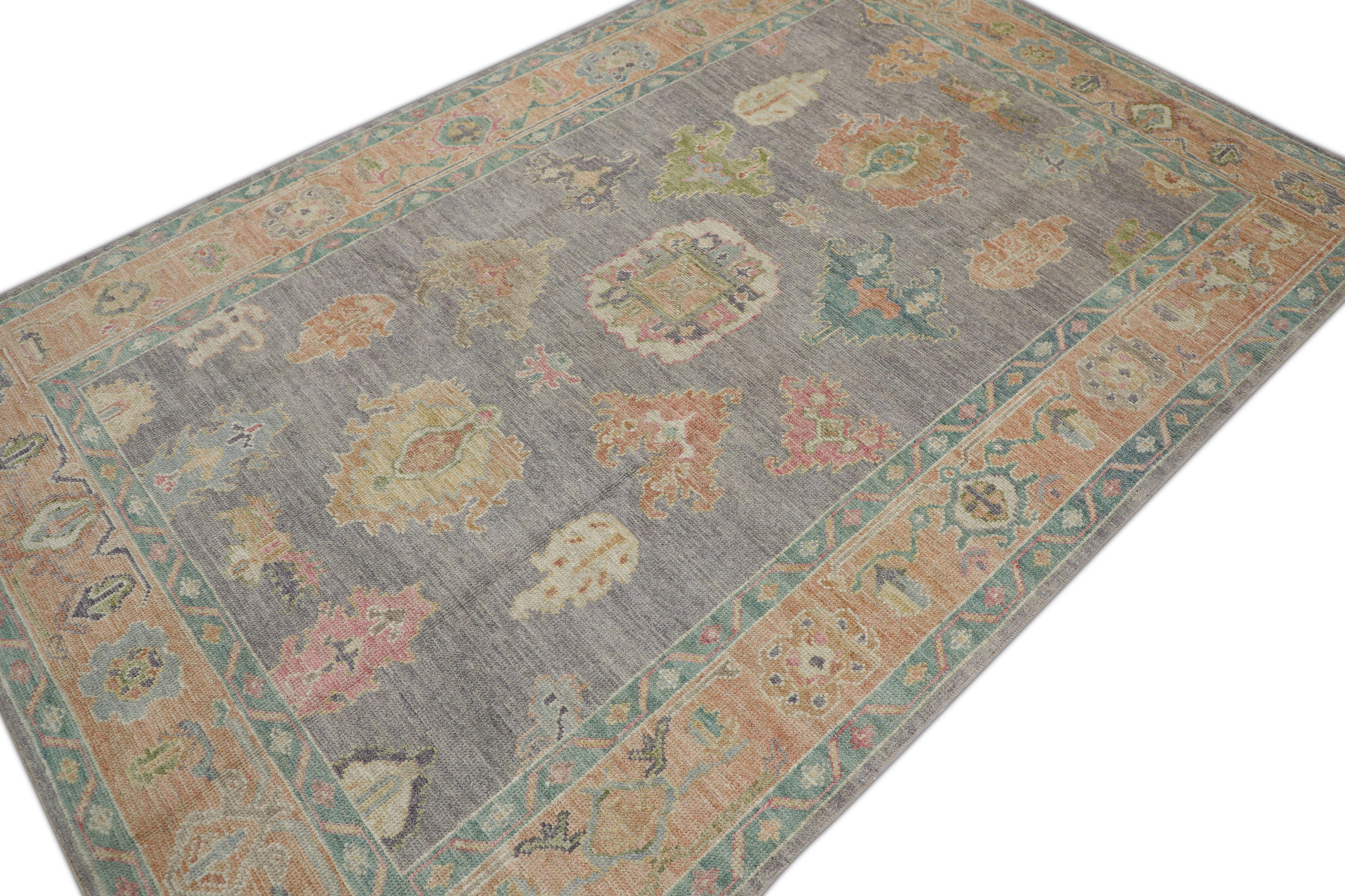 XXI secolo e contemporaneo Tappeto Oushak turco in lana intrecciata a mano con disegno floreale multicolore viola, 6'2