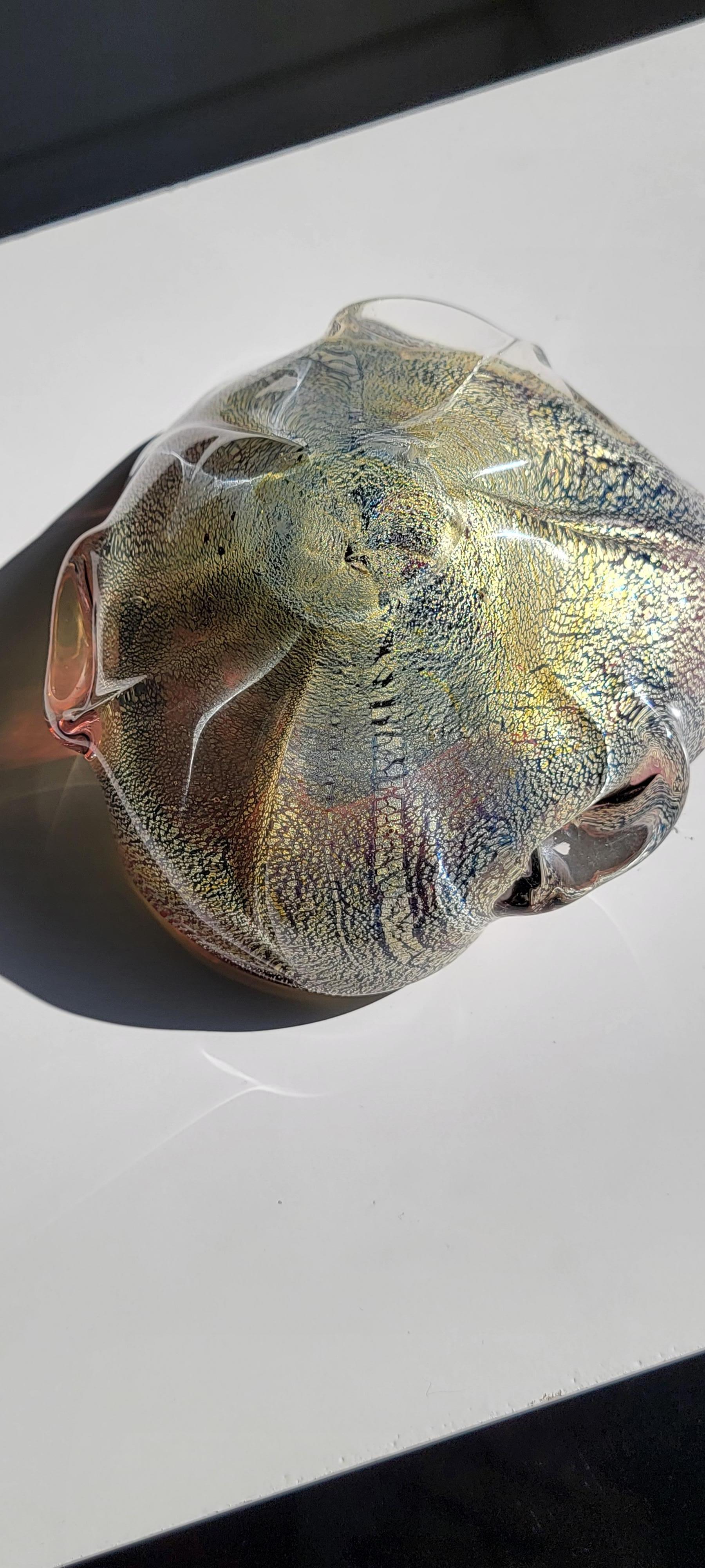Lila Murano Kunstglas Seguso gekniffene Schale mit Silberflocken im Zustand „Gut“ im Angebot in Toronto, ON