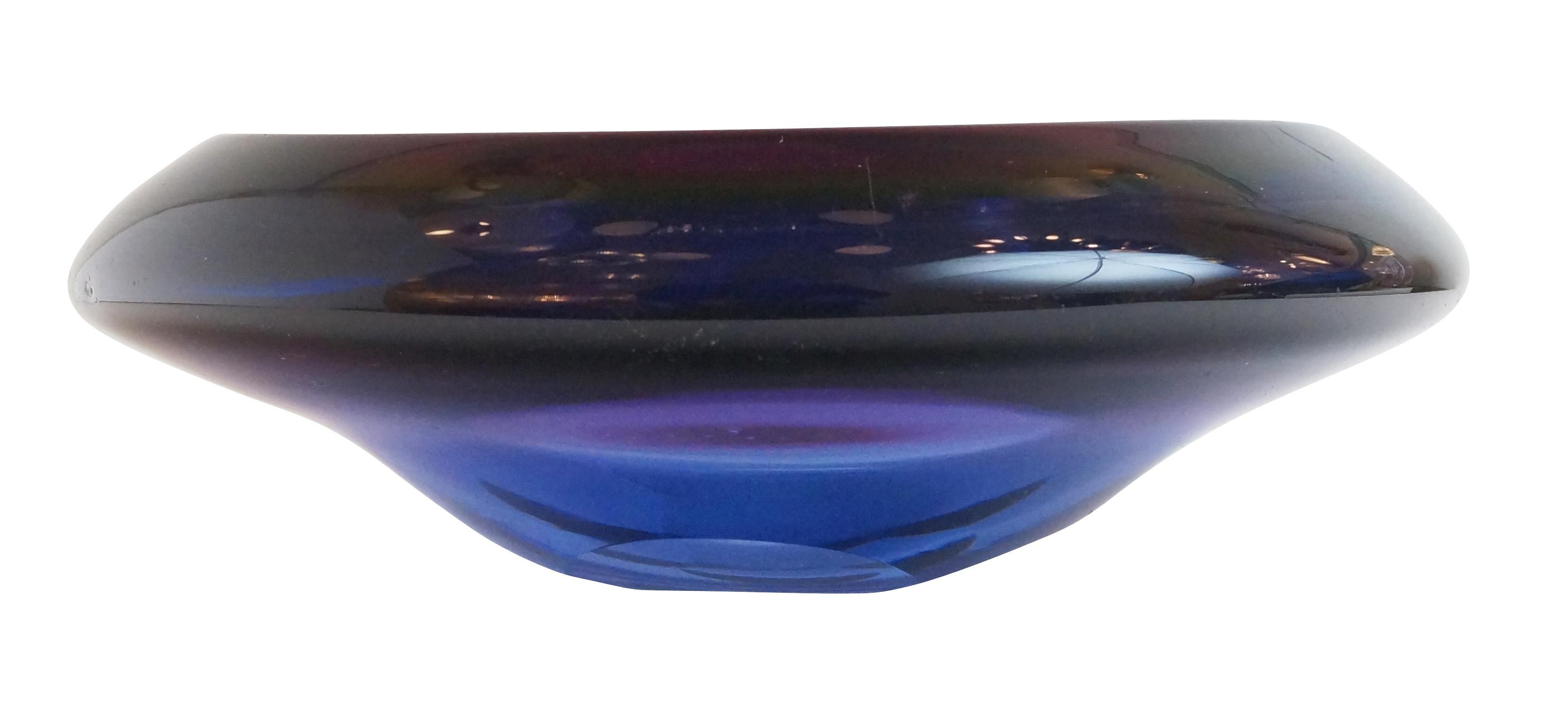 Purple Murano Glass Bowl, Italy, 1960s In Good Condition For Sale In New York, NY