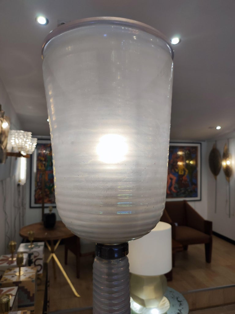Purple Murano Glass Floor Lamp In Excellent Condition For Sale In Saint-Ouen, FR