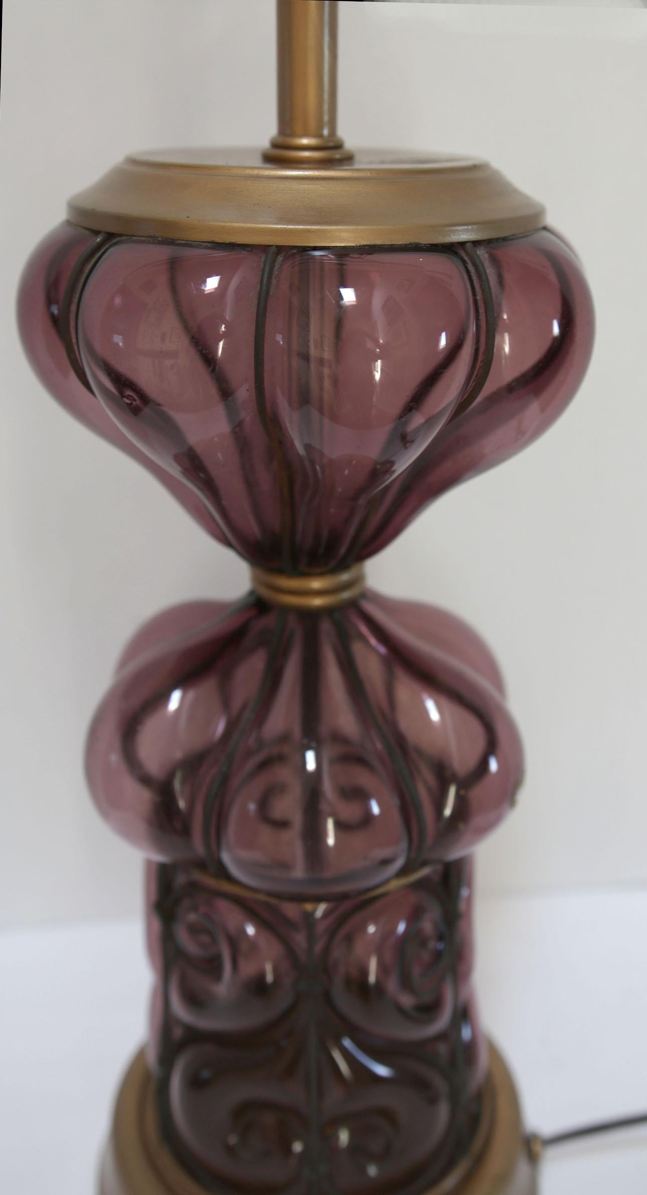 Lampe de style Marbro en verre soufflé de Murano violet en vente 5