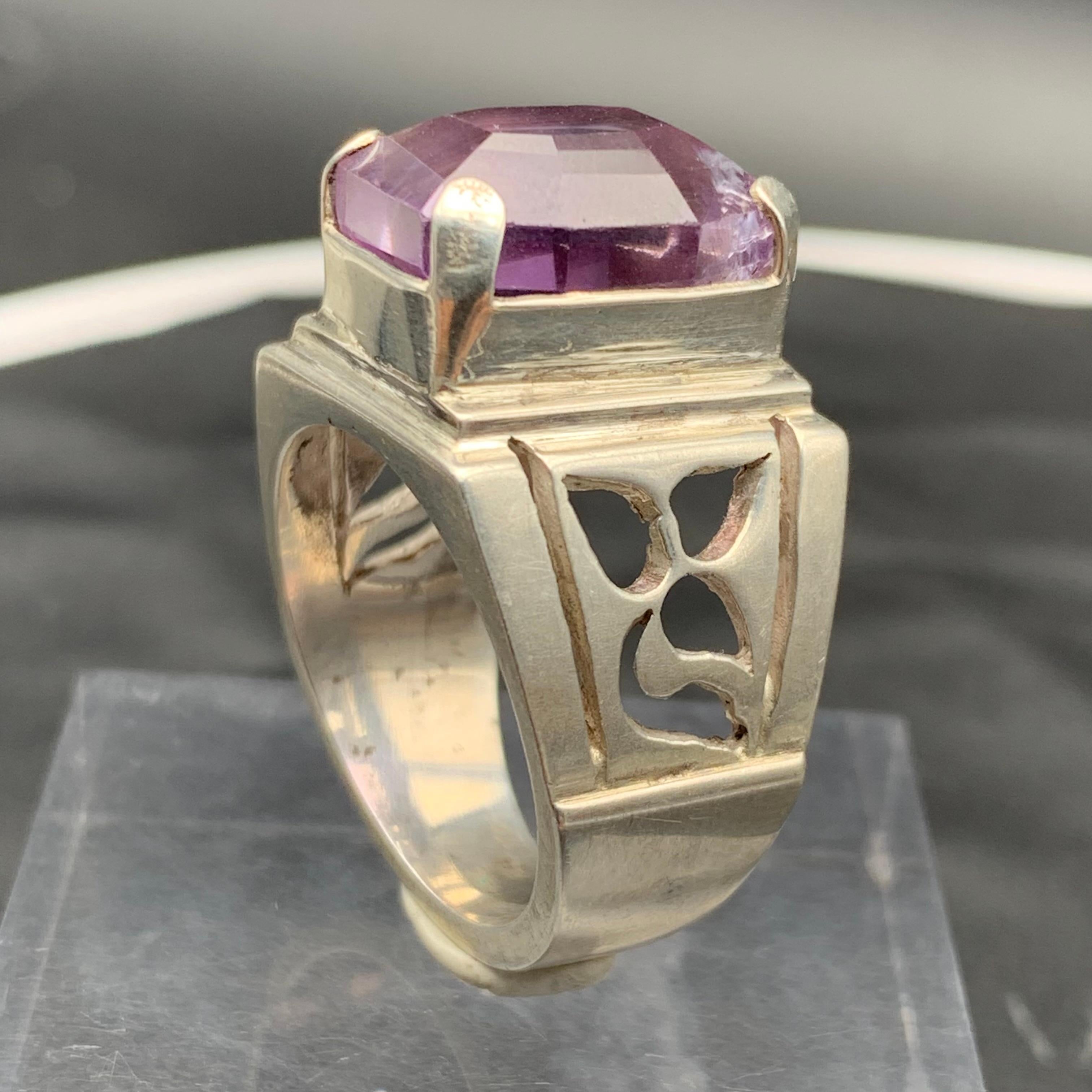 Anello con gemma ametista naturale viola in argento 925 - misura 10,5 per uomo in vendita 4