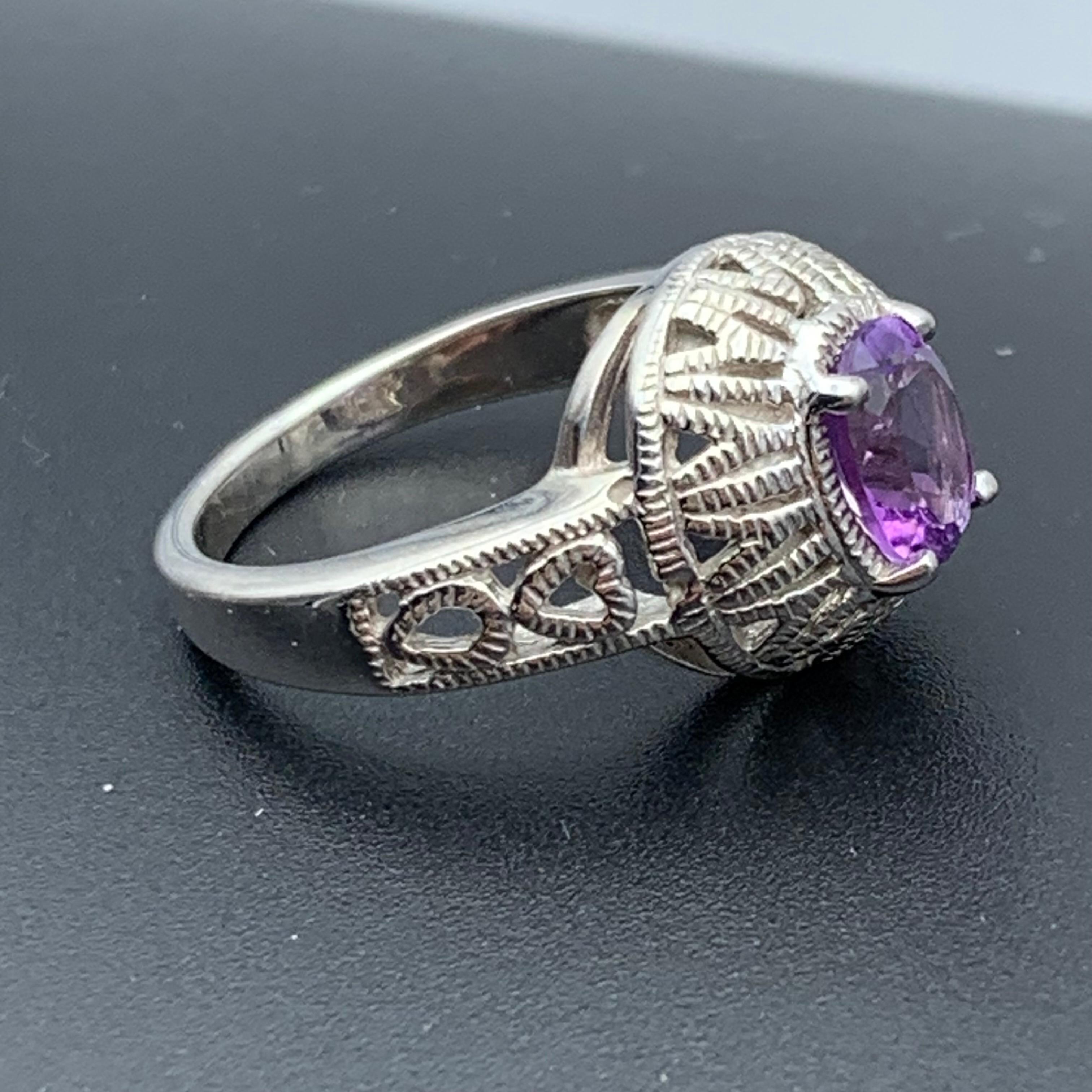 Bague en argent 925 d'améthyste naturelle mauve - Taille 7 du Brésil en vente 11