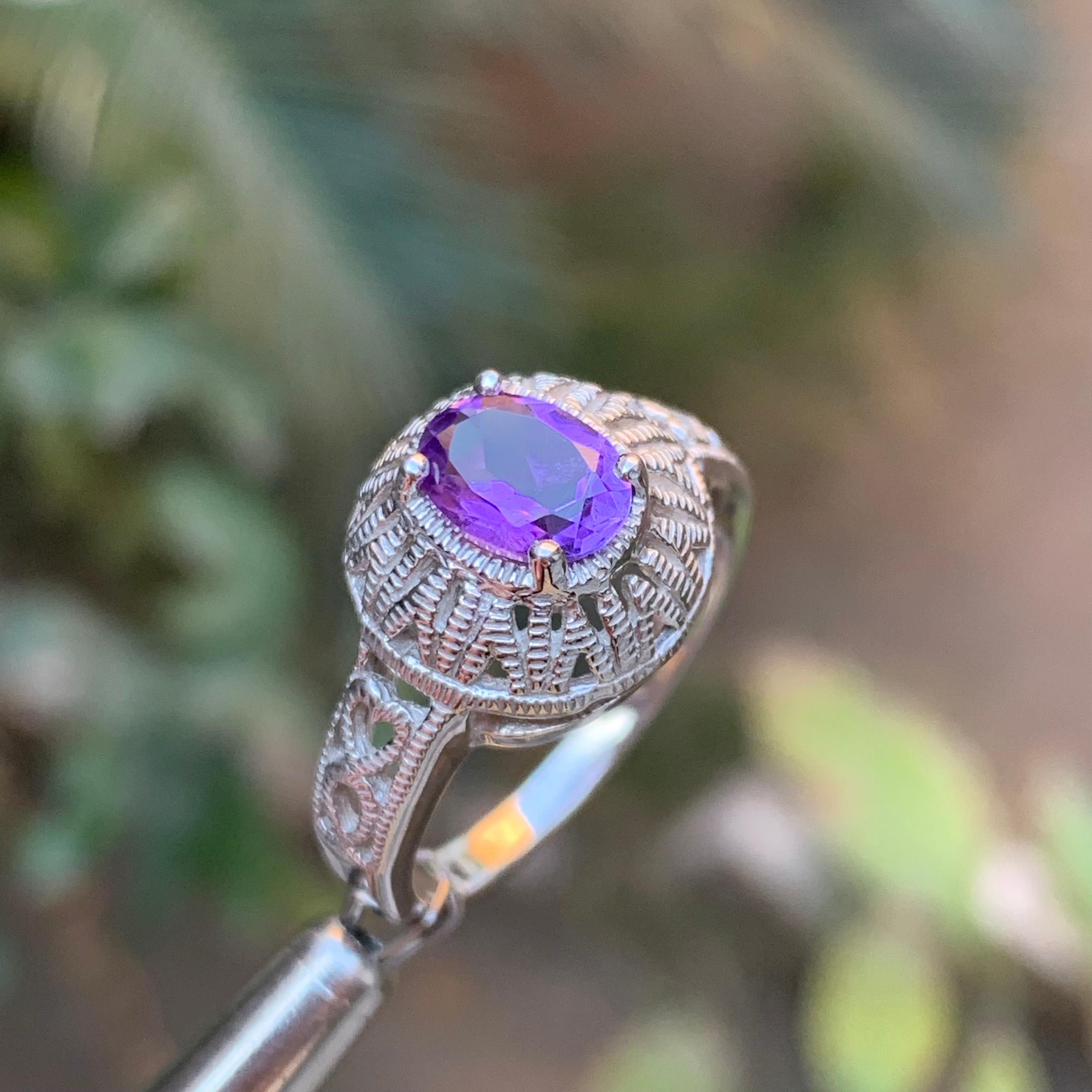 Bague en argent 925 d'améthyste naturelle mauve - Taille 7 du Brésil en vente 2