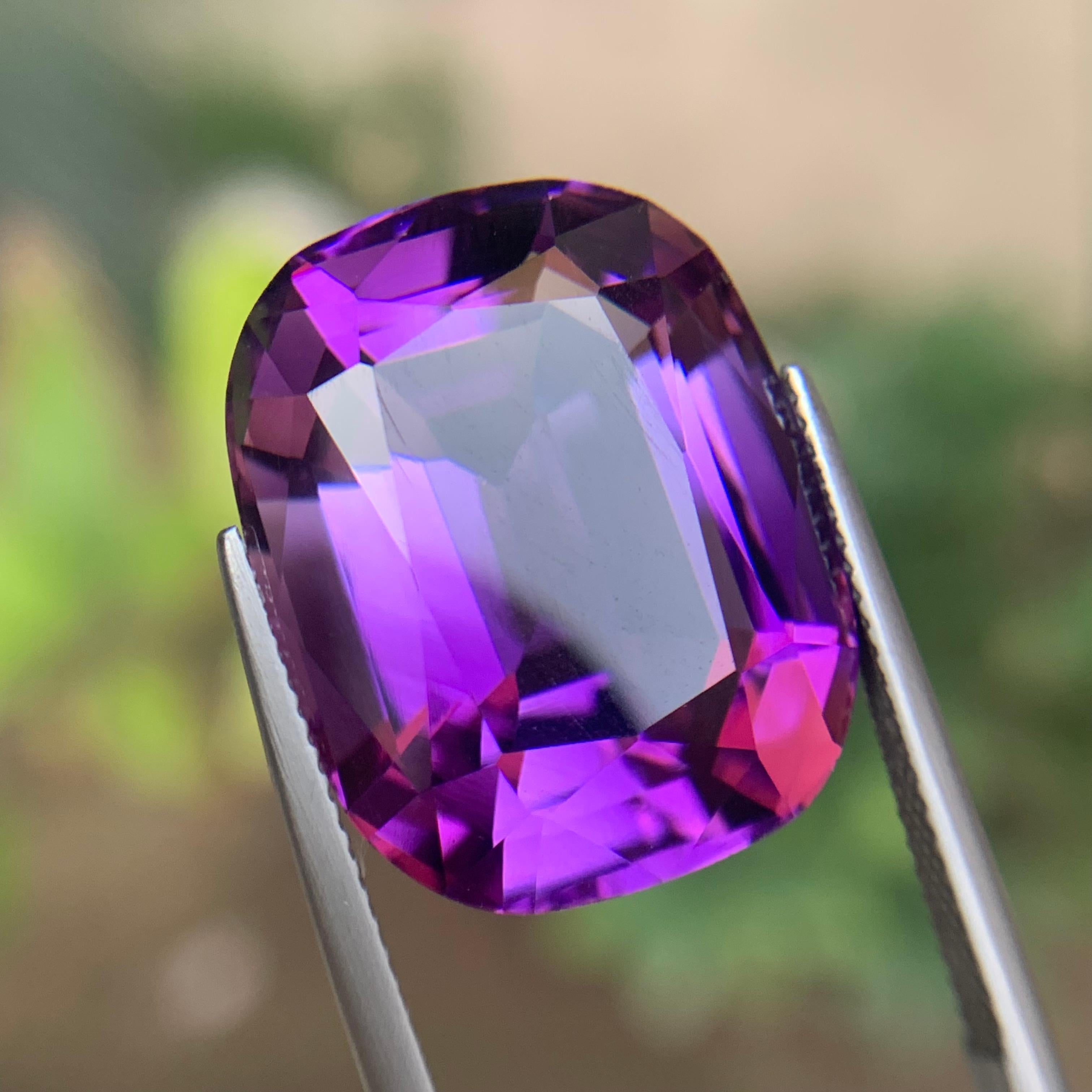 Gemma sfusa di ametista Nature 27,93 carati, anello con taglio a cuscino, ciondolo-gioiello in vendita 6