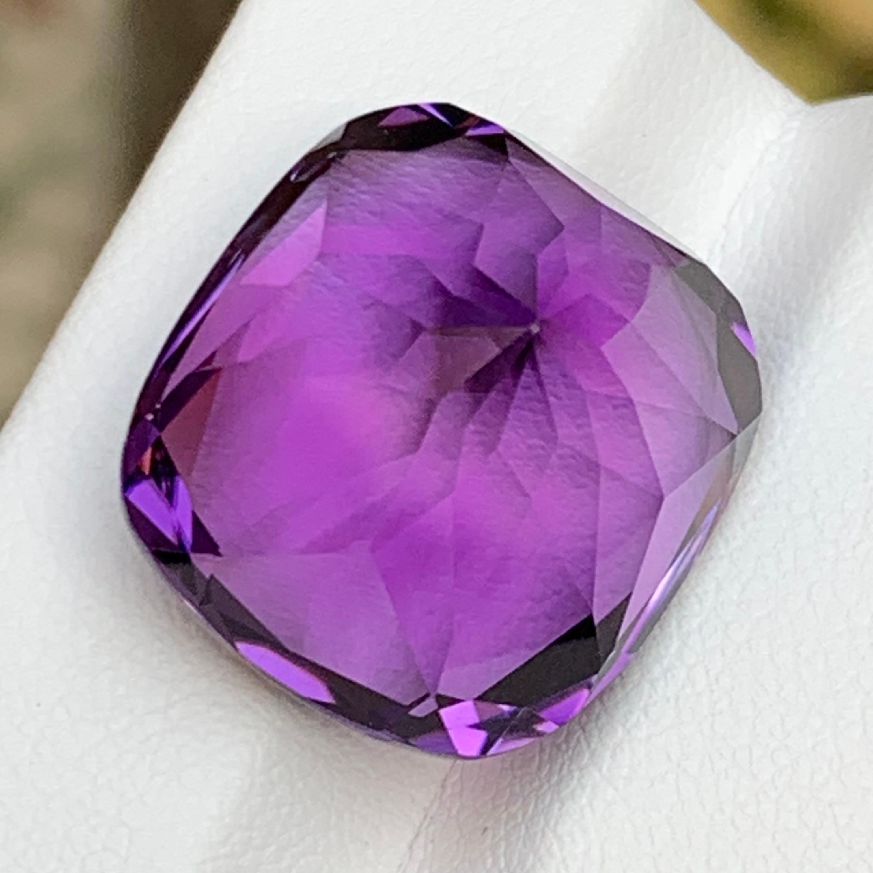 Púrpura Natural Amatista Colgante Piedra Preciosa 27,10 Ct Flor Corte Cojín para Joyería Corte cojín en venta