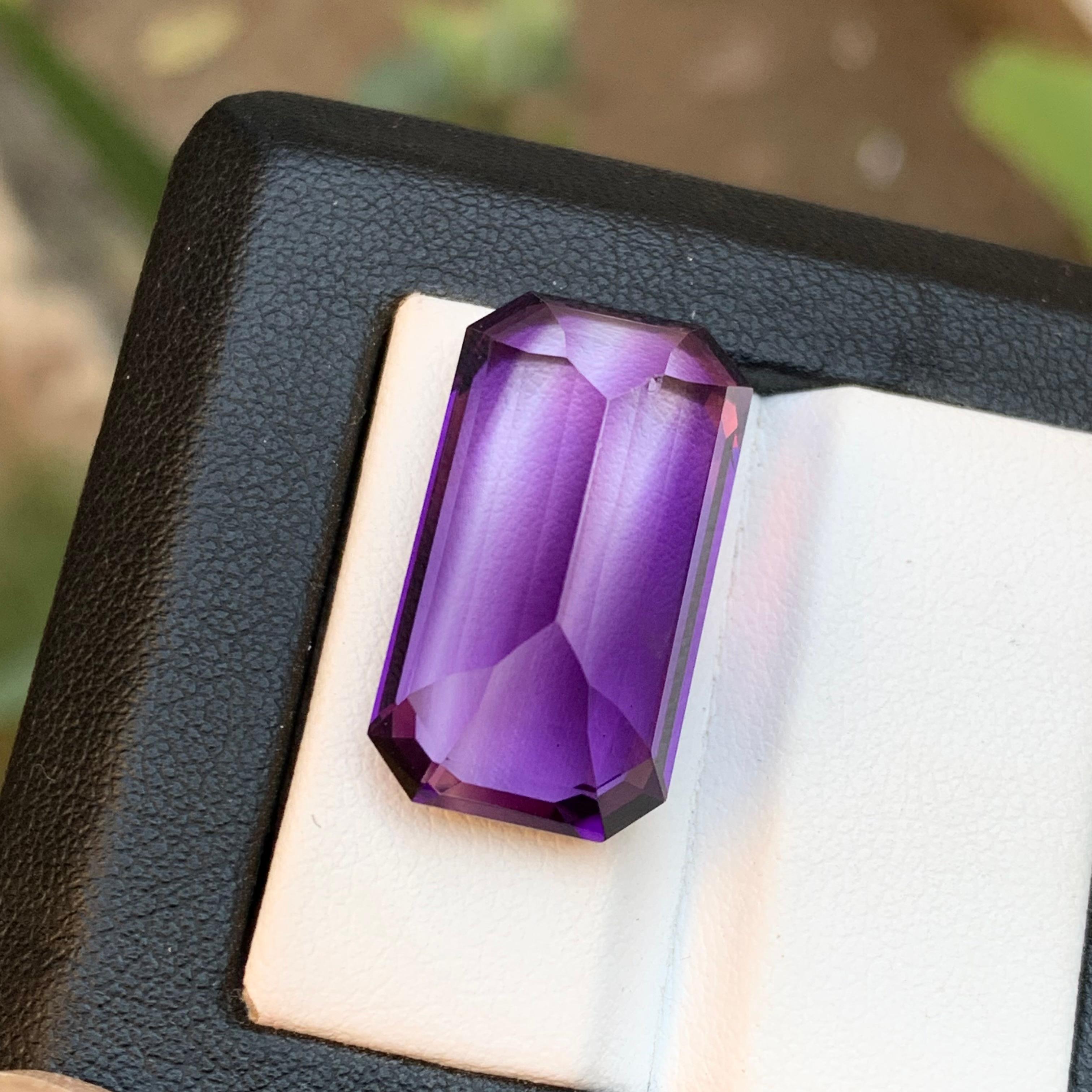 Lila natürlichen Amethyst Anhänger lose Edelstein 25,75 Ct Smaragdschliff für Schmuck im Angebot 6
