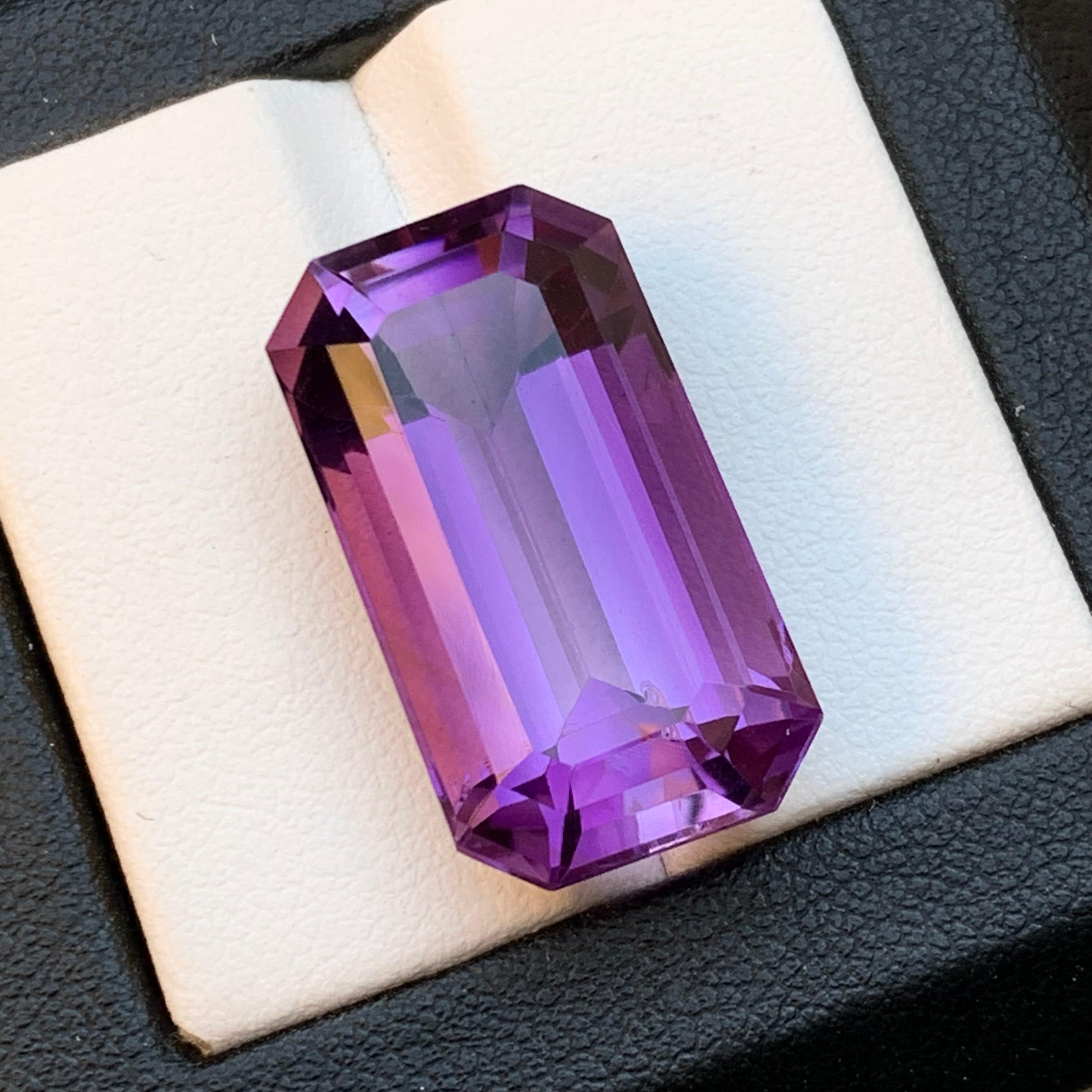 Lila natürlichen Amethyst Anhänger lose Edelstein 25,75 Ct Smaragdschliff für Schmuck im Angebot 2