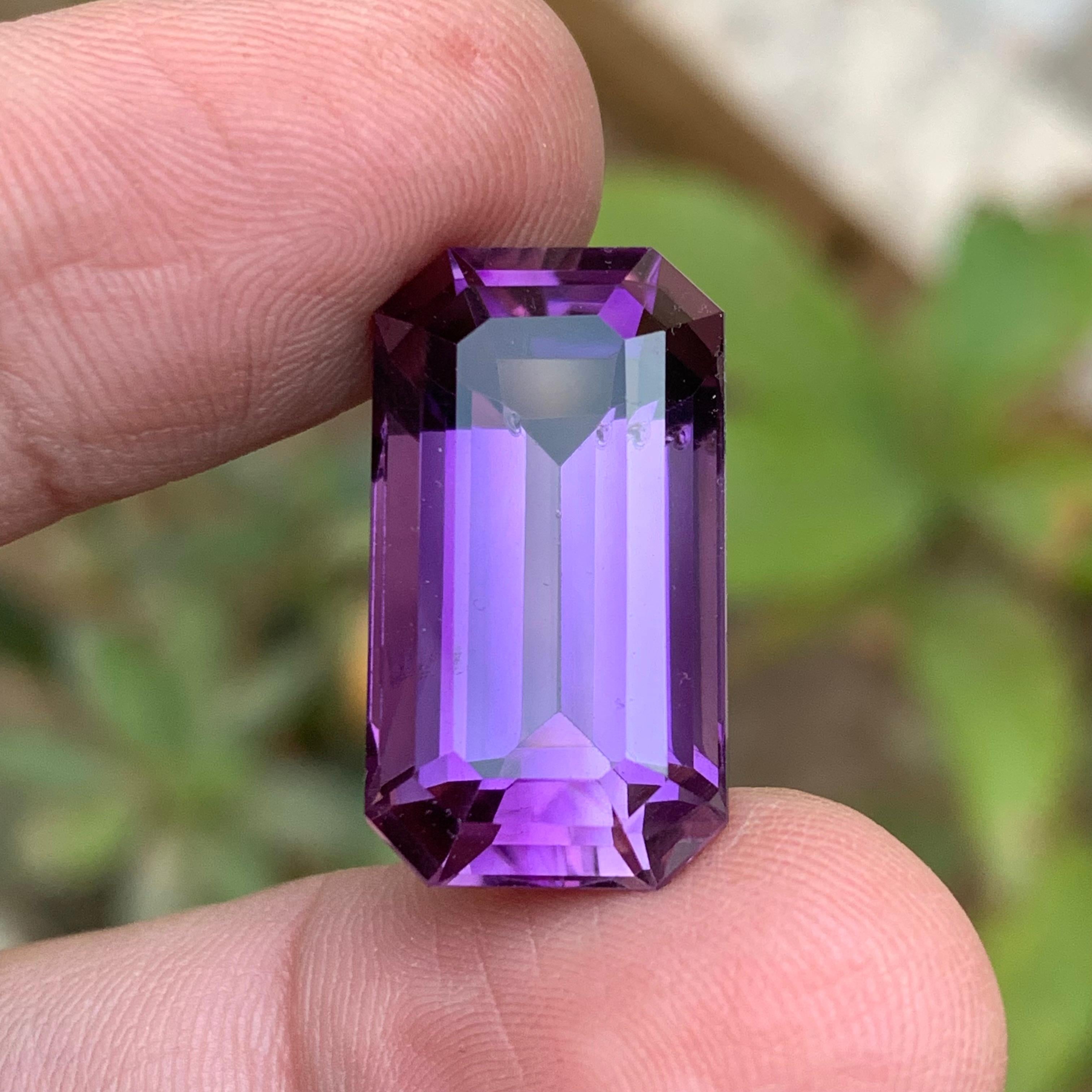 Lila natürlichen Amethyst Anhänger lose Edelstein 25,75 Ct Smaragdschliff für Schmuck im Angebot 3