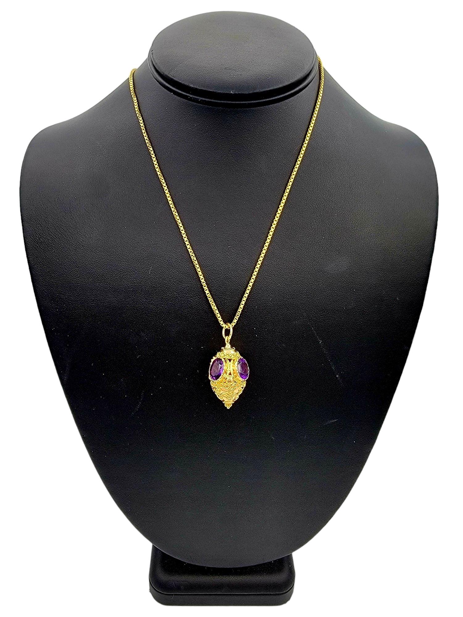 Purple Oval Cut Amethyst Pendant with Milgrain Detail in 18 Karat Yellow Gold For Sale 1