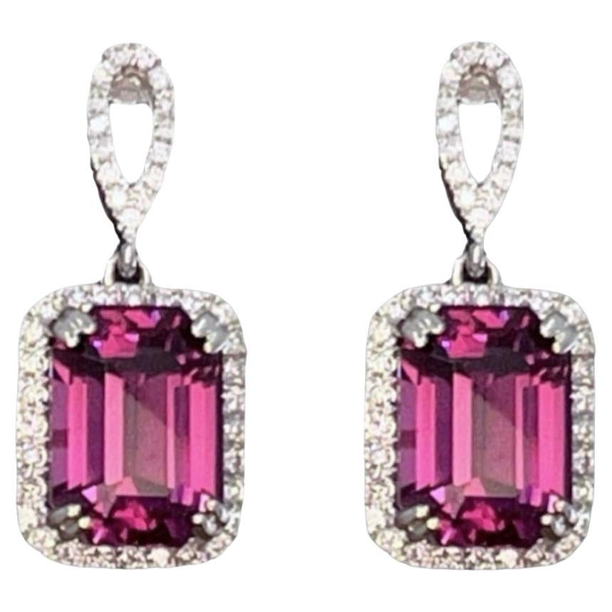 Boucles d'oreilles roses violettes, grenats acajou taille émeraude 6,54 carats en vente