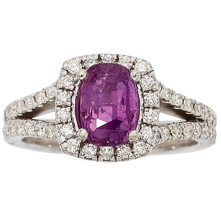 Purple Pink Sapphire Diamond Gold Ring In New Condition In Beverly Hills, CA