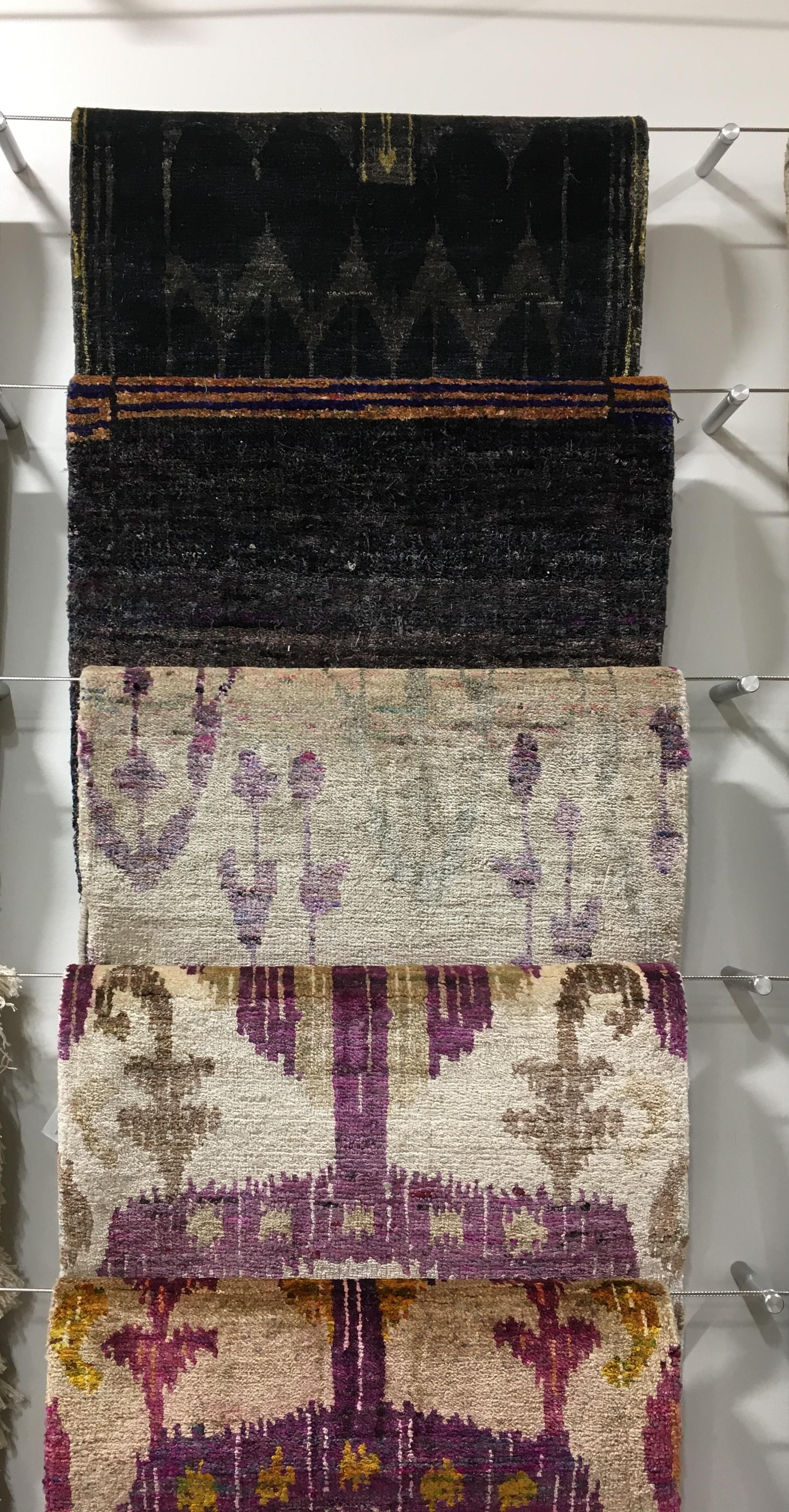 Seta Tappeto quadrato oversize in seta naturale Art Deco Purple Plum, annodato a mano. in vendita